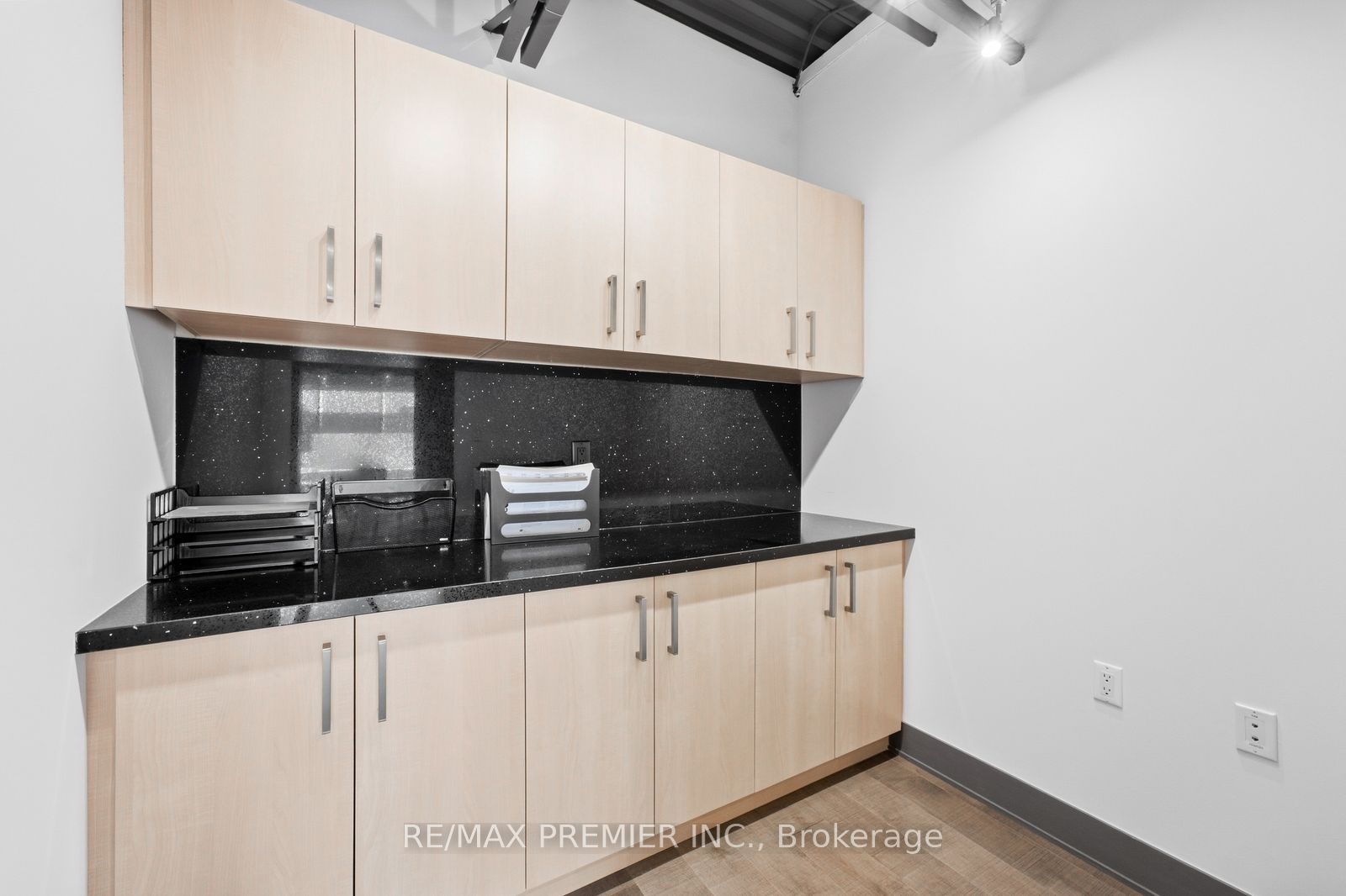 13 Kenview Boulevard 12 Property Photo 30