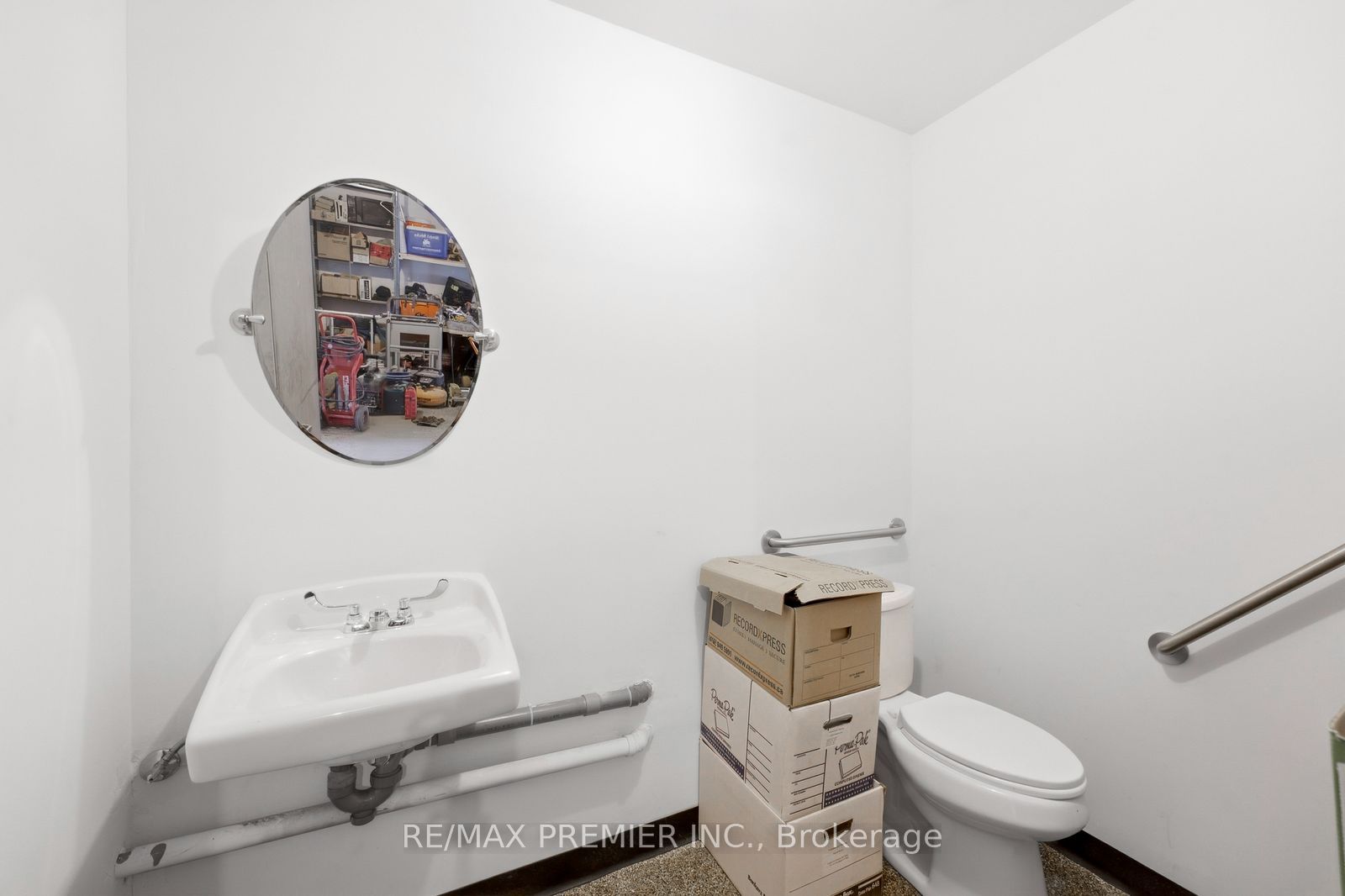 13 Kenview Boulevard 12 Property Photo 39