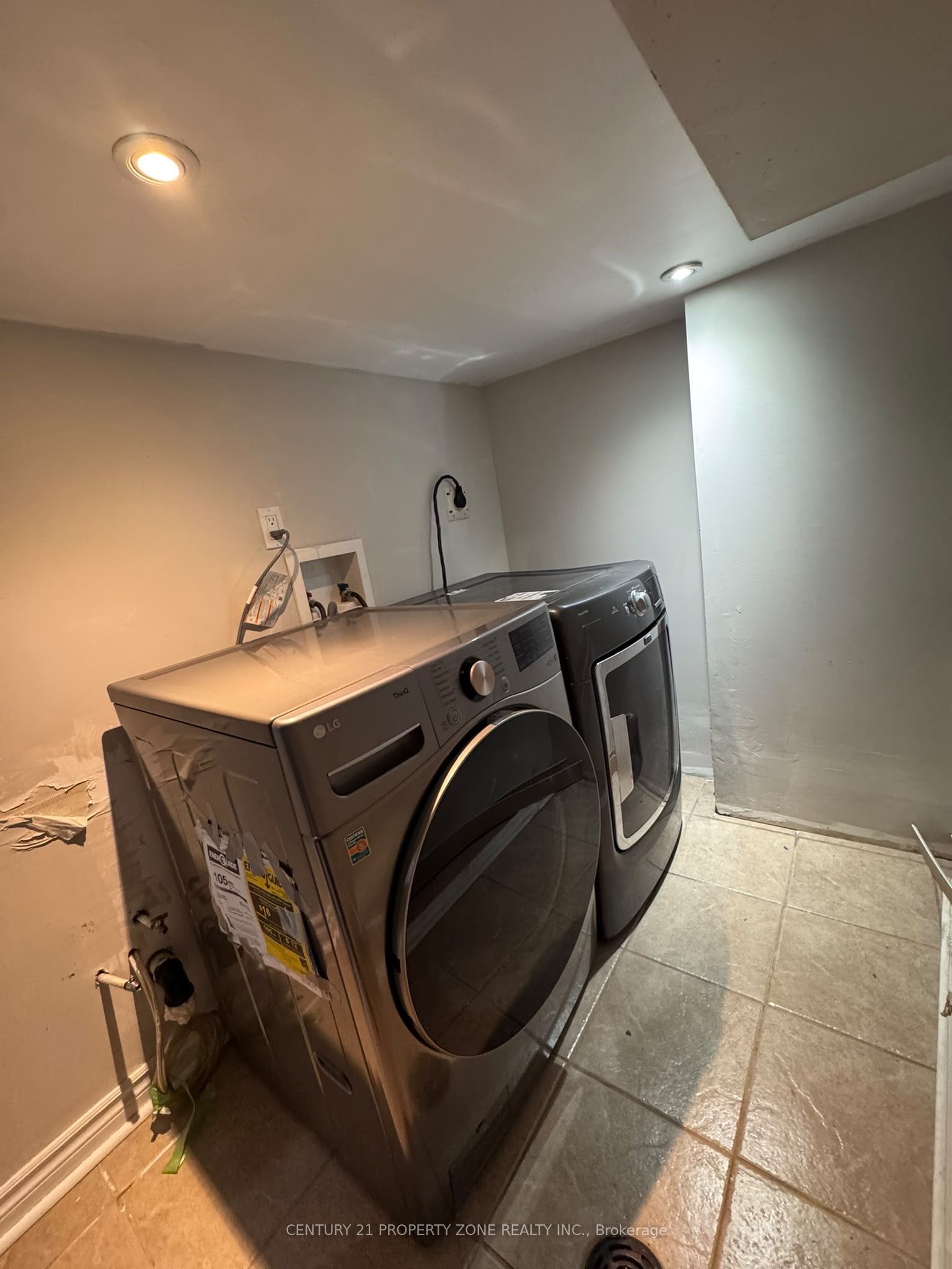 84 Speedwell Street Property Photo 3