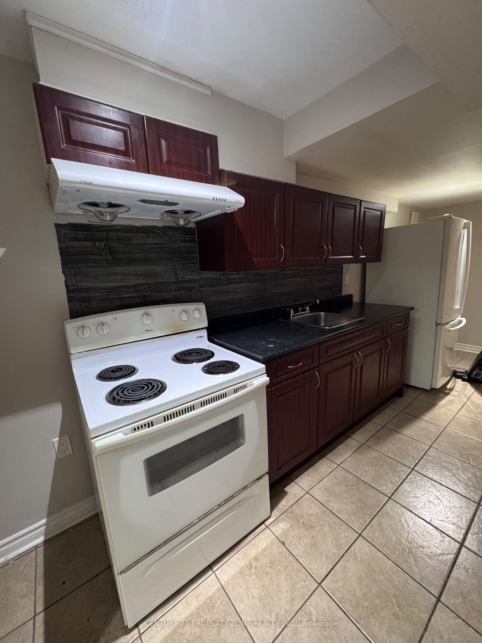 84 Speedwell Street Property Photo 7