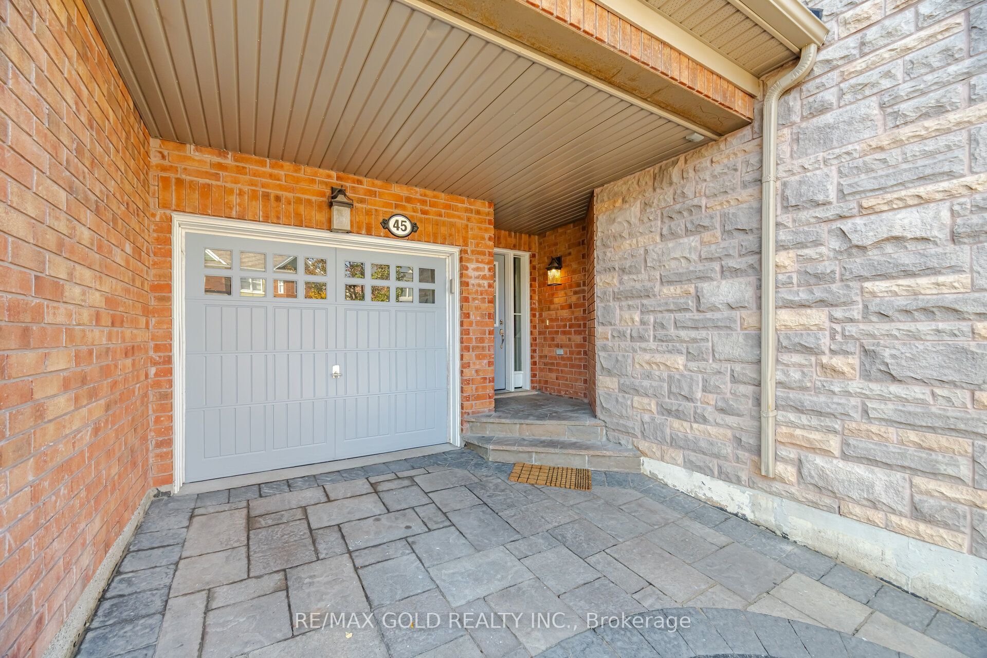 45 Biddens Square Property Photo 4