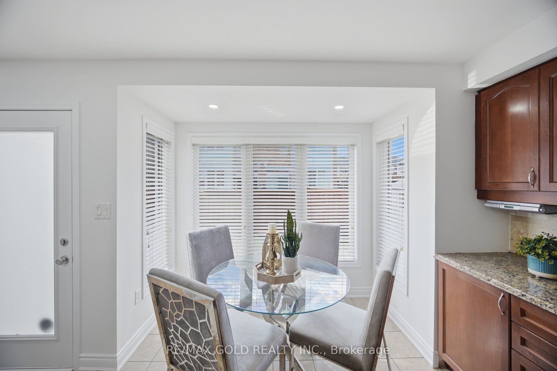 45 Biddens Square Property Photo 15