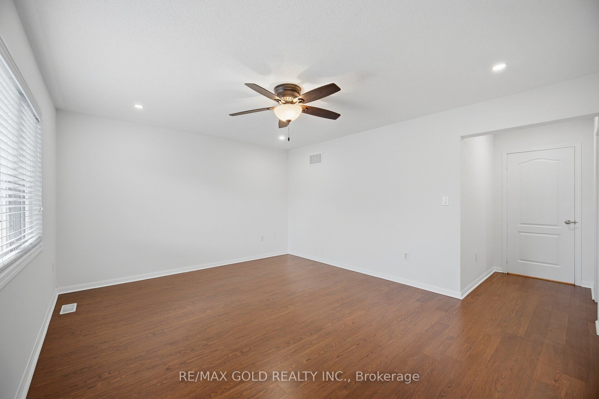 45 Biddens Square Property Photo 25