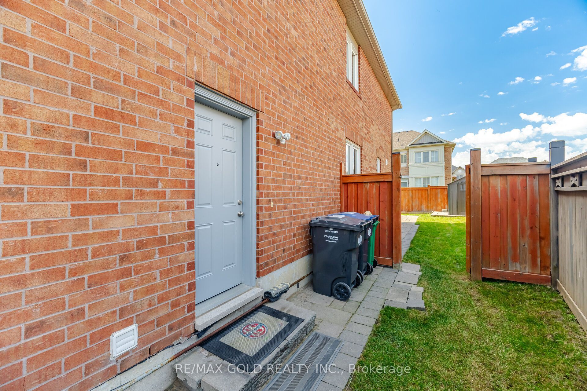 45 Biddens Square Property Photo 35
