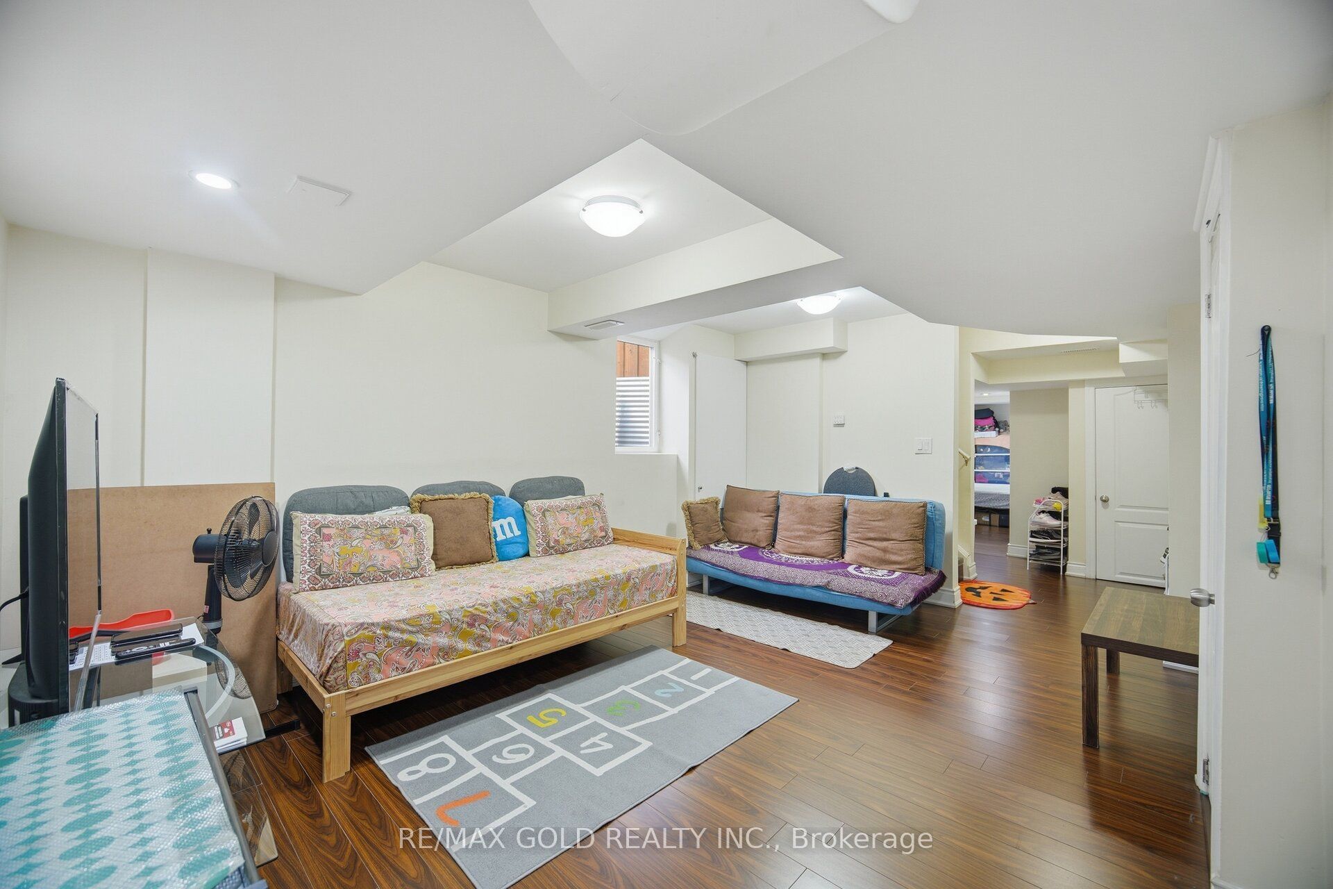 45 Biddens Square Property Photo 37
