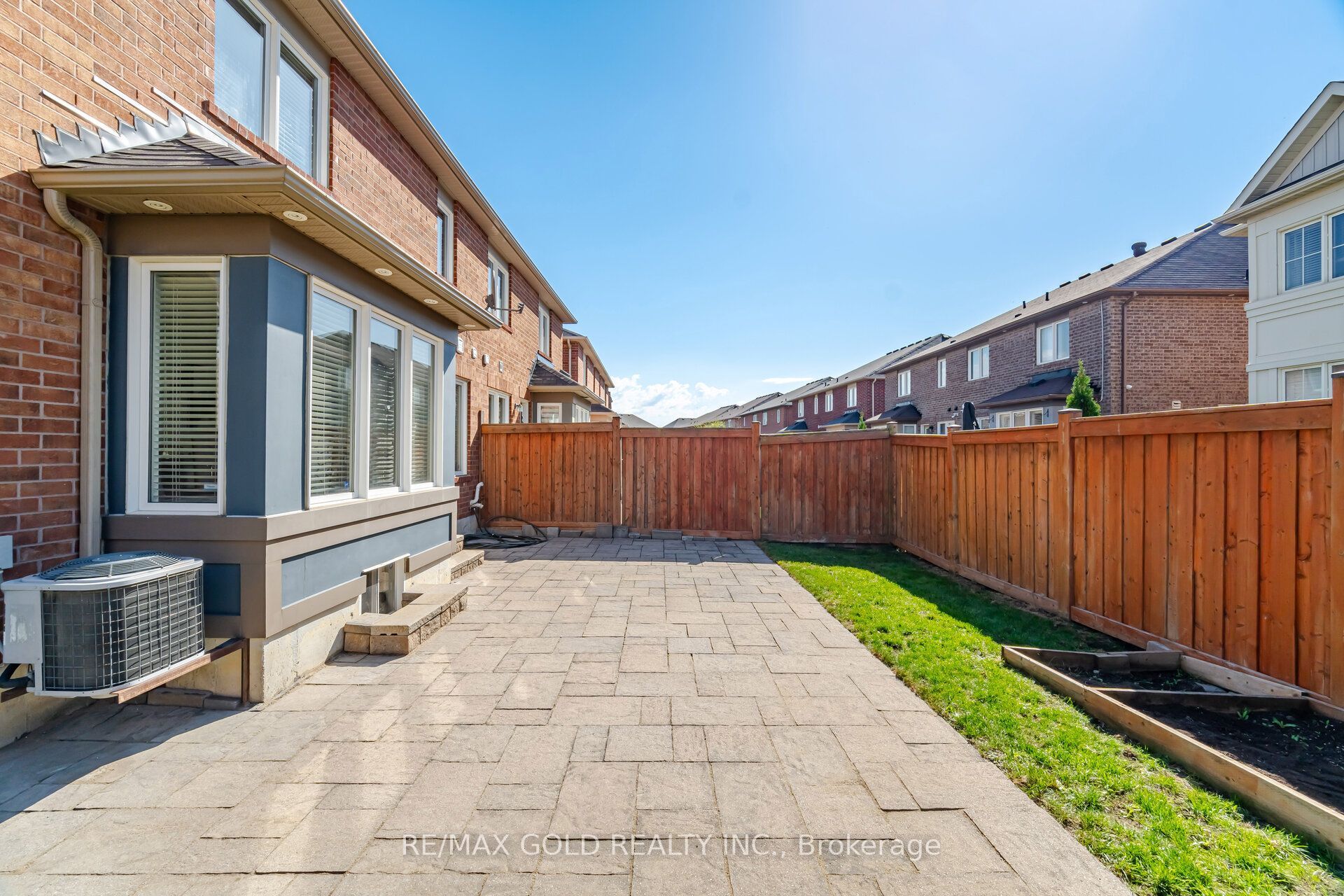 45 Biddens Square Property Photo 50