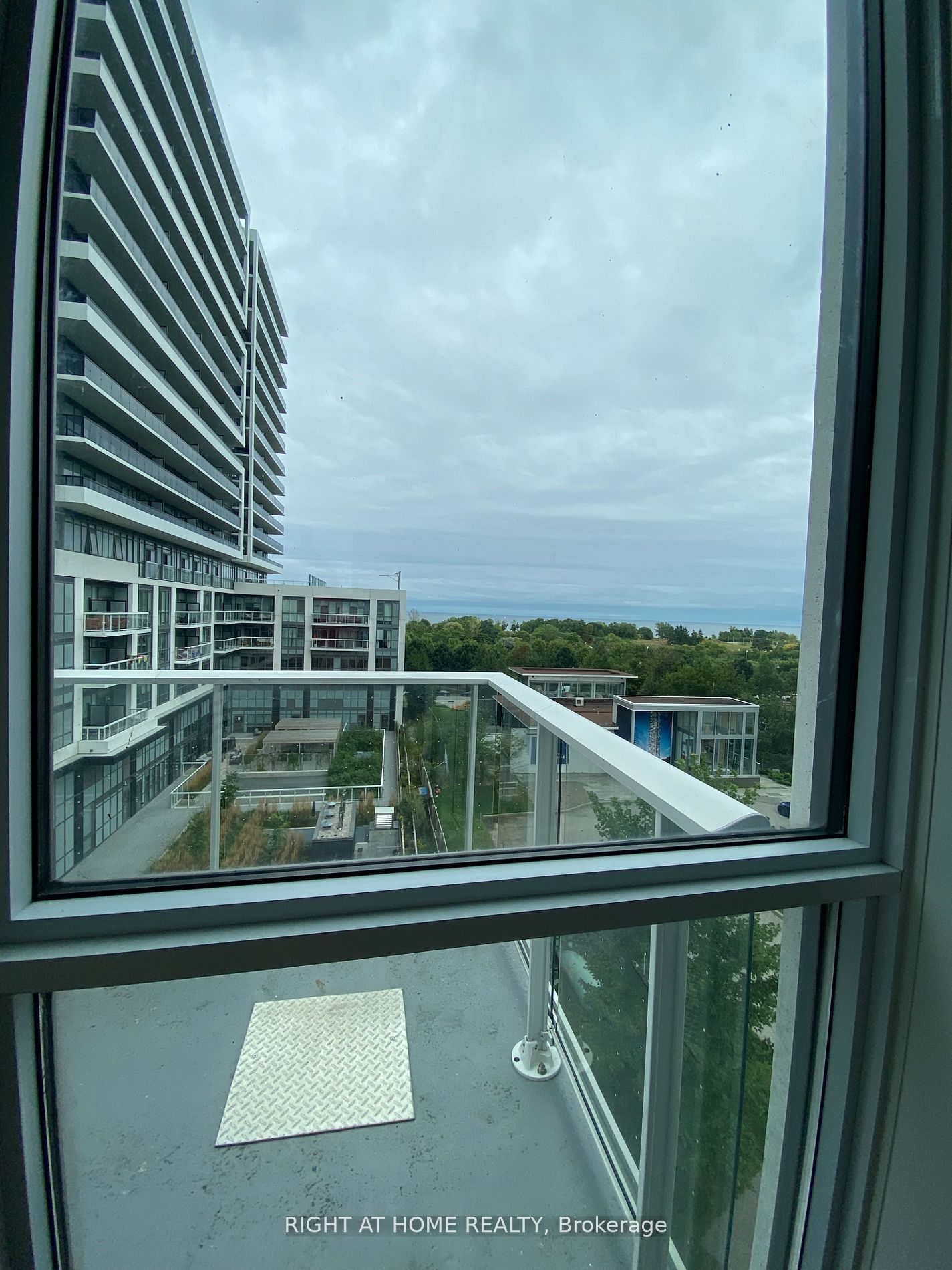 70 Annie Craig Drive W 413 Property Photo 14