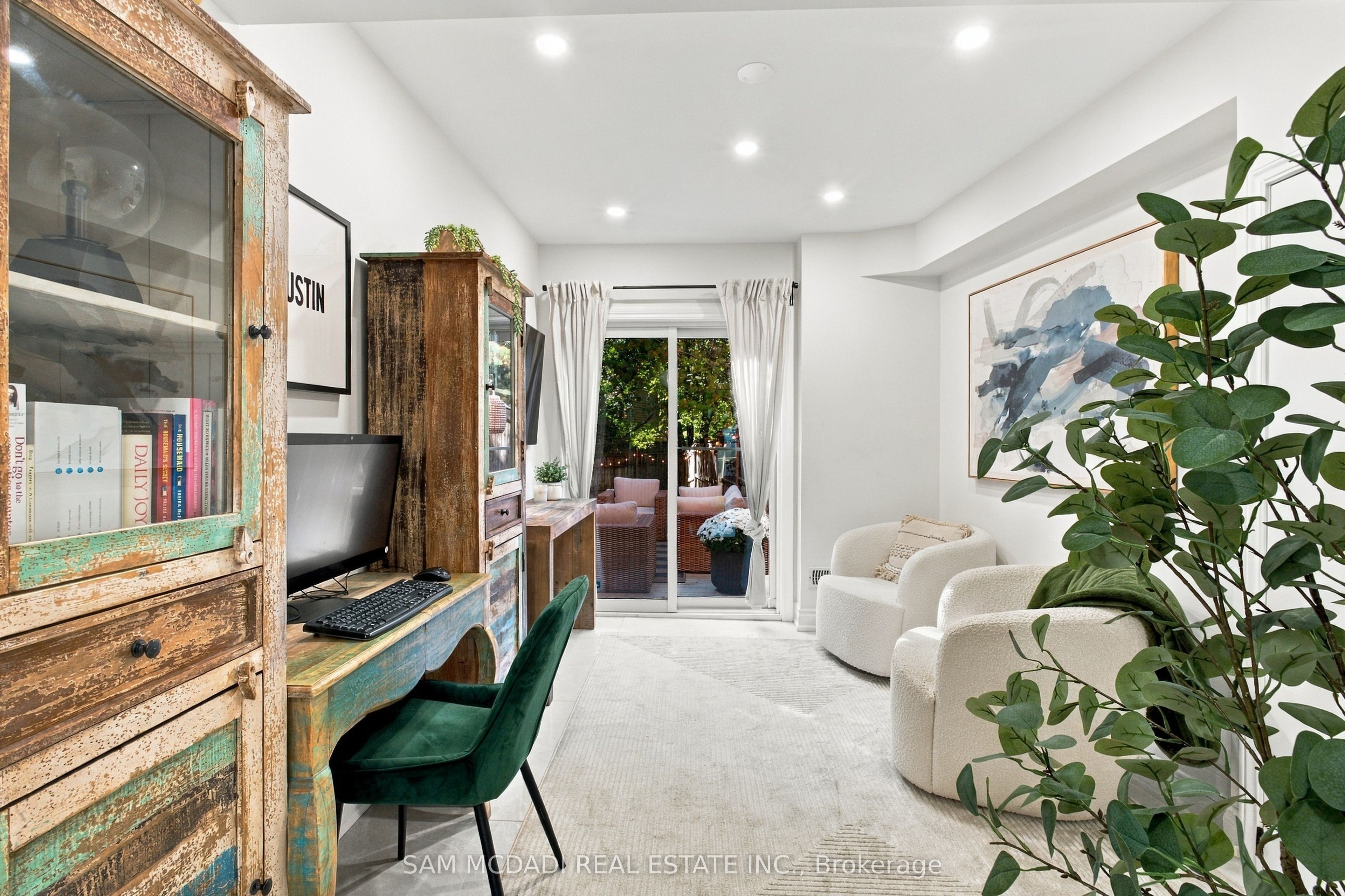 25 Premium Way Property Photo 5