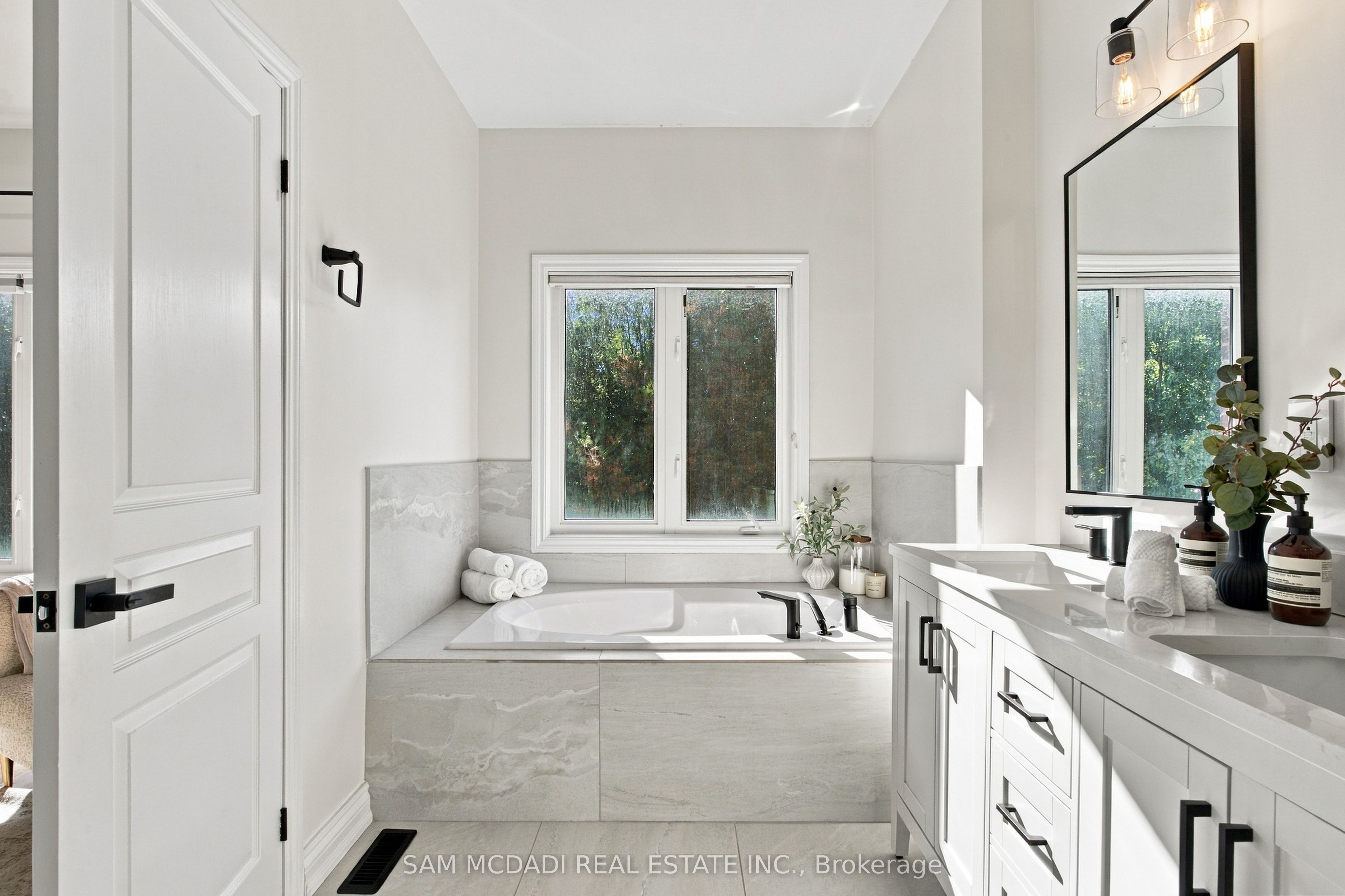 25 Premium Way Property Photo 33