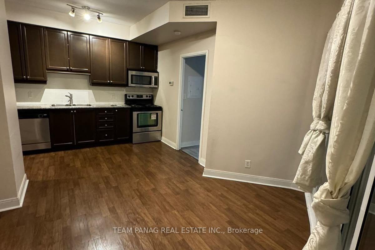 60 Absolute Avenue 504 Property Photo 2