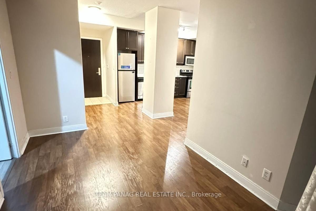 60 Absolute Avenue 504 Property Photo 14