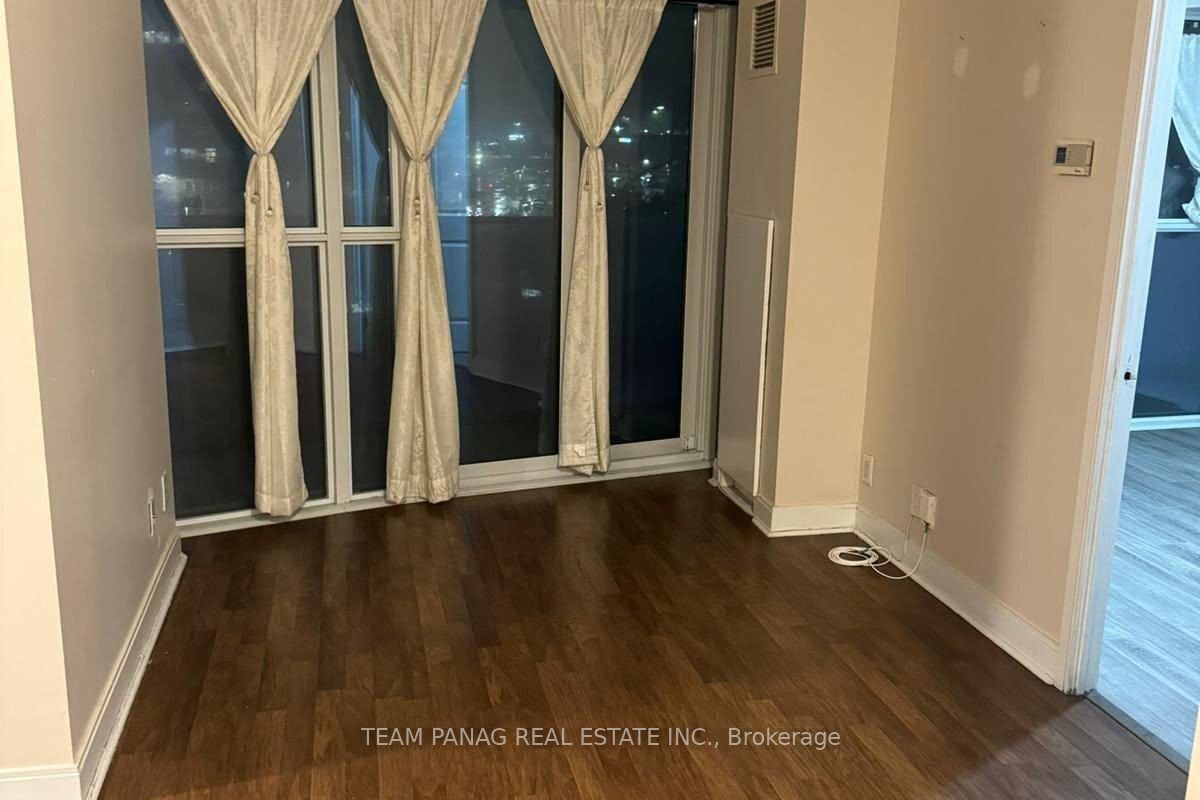 60 Absolute Avenue 504 Property Photo 16