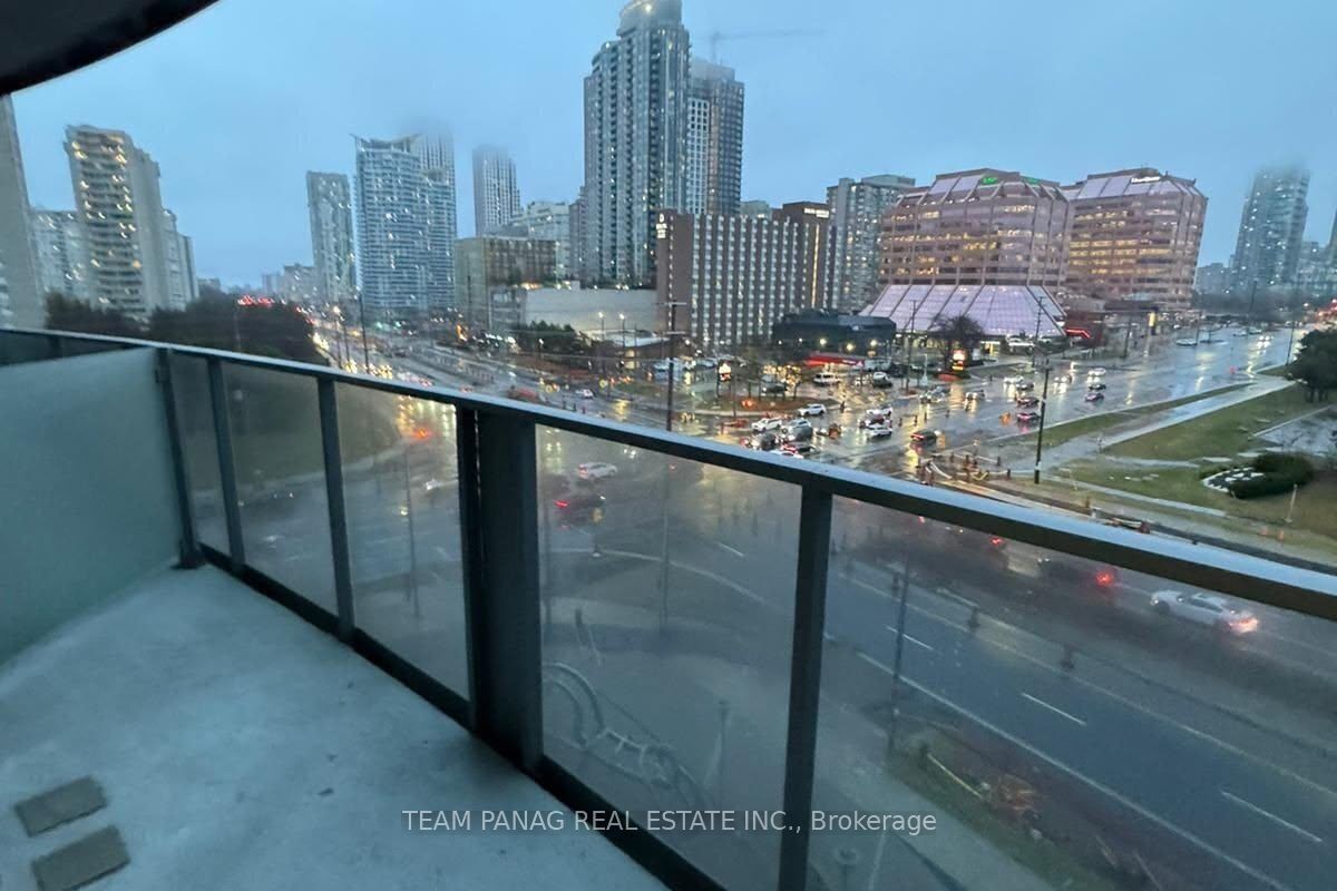 60 Absolute Avenue 504 Property Photo 18