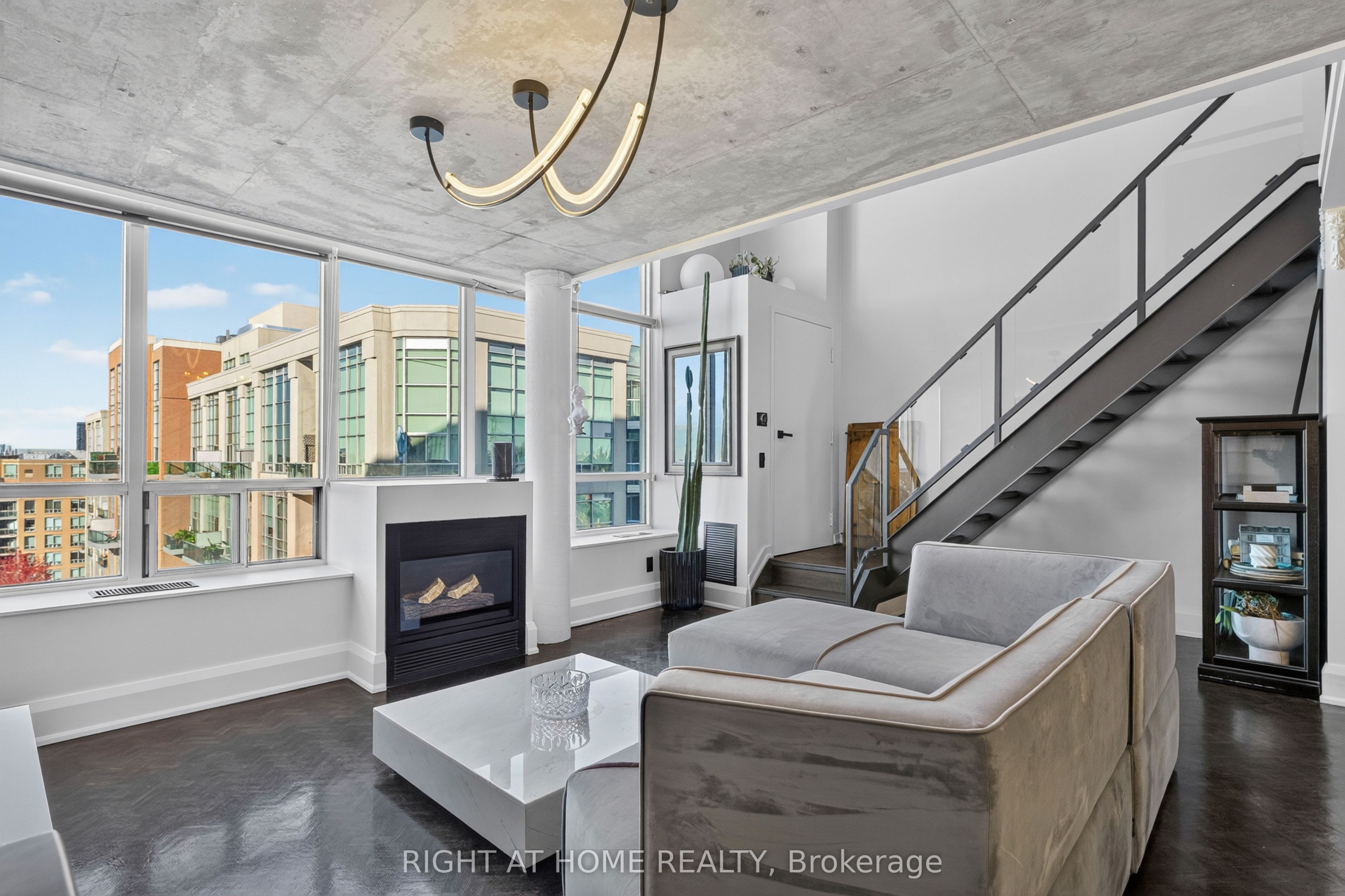 250 Manitoba Street 612 Property Photo 6