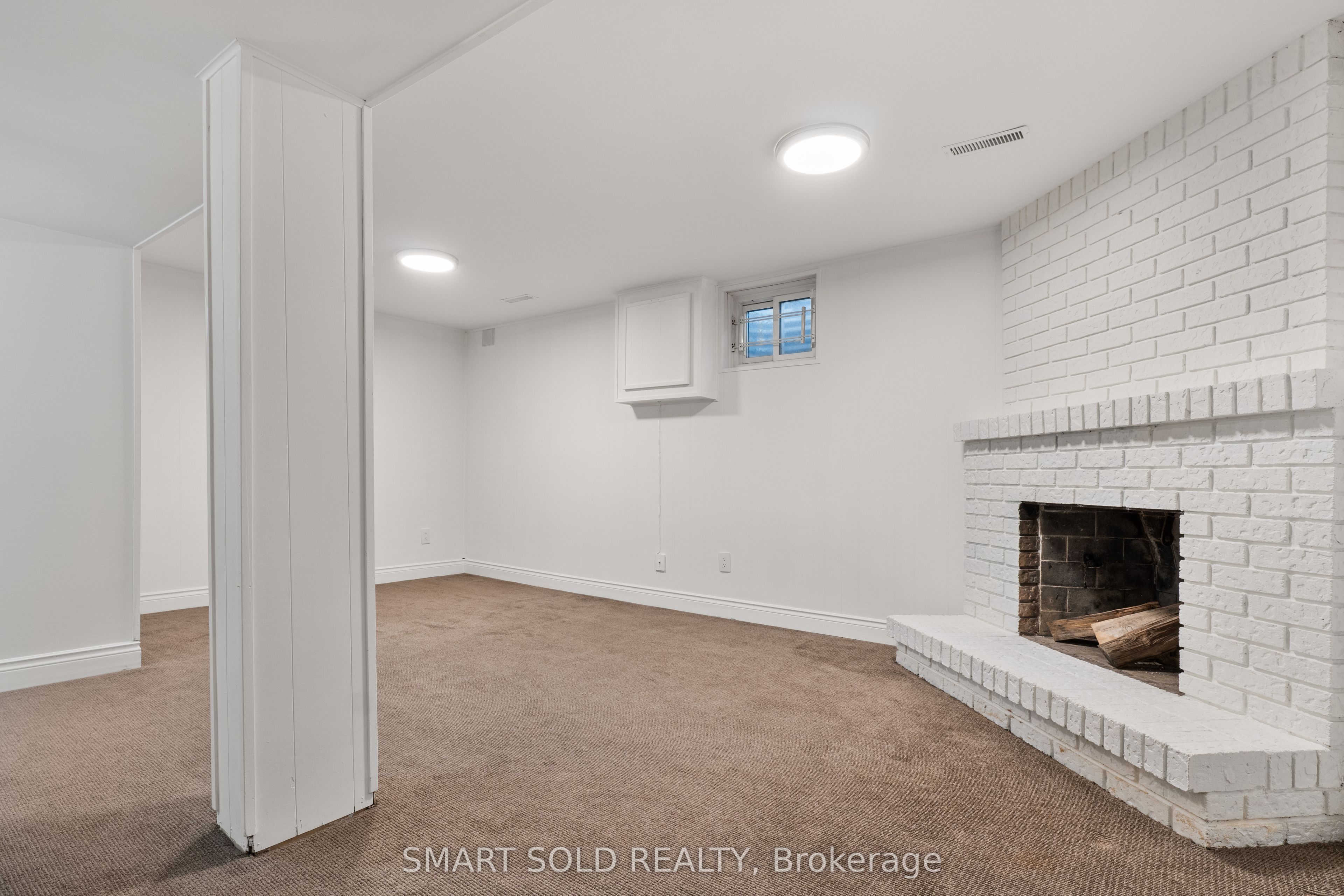 2120 Rathburn Road E 32 Property Photo 26