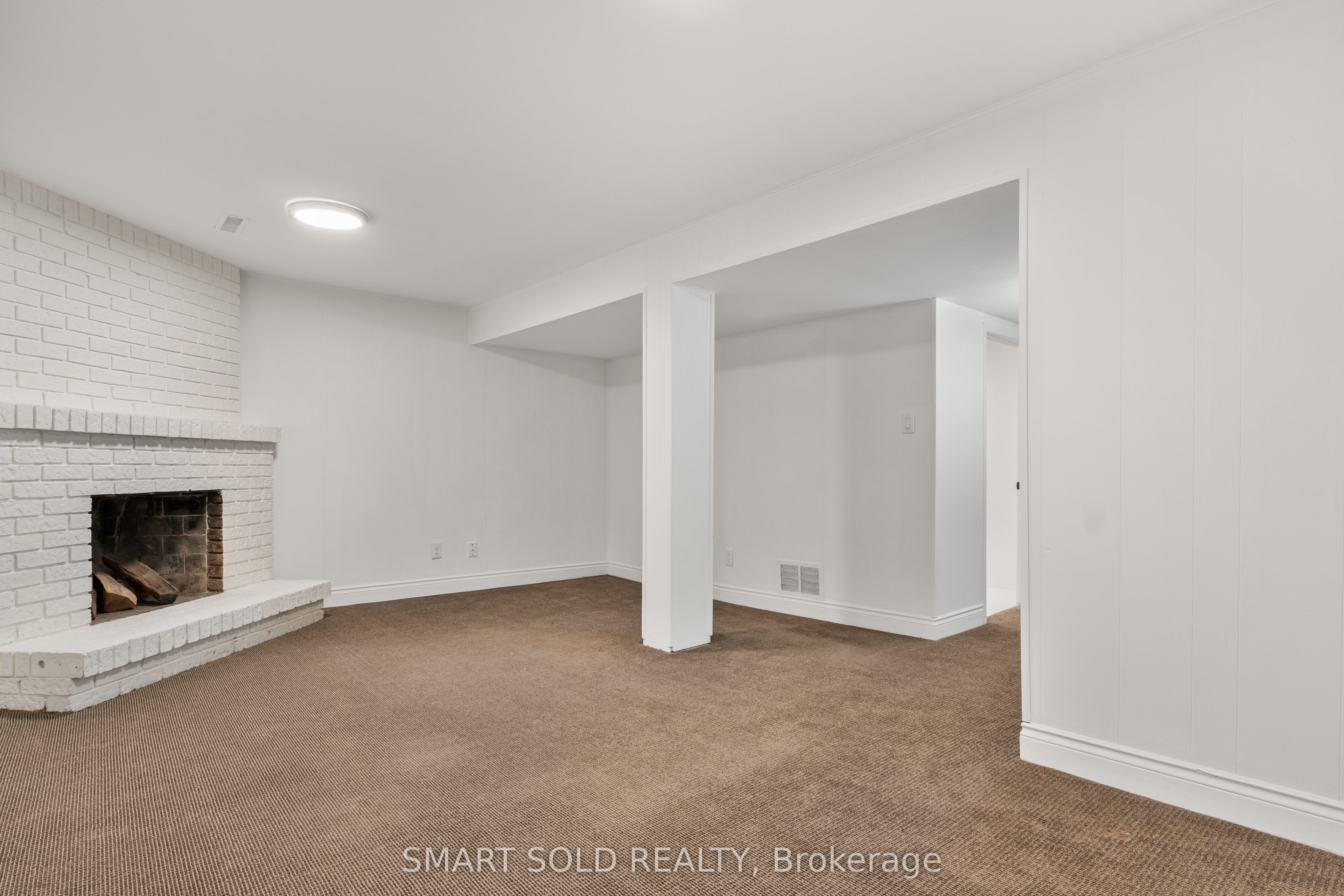 2120 Rathburn Road E 32 Property Photo 27