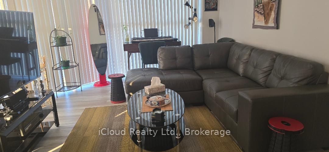 600 Rexdale Boulevard 706 Property Photo 24