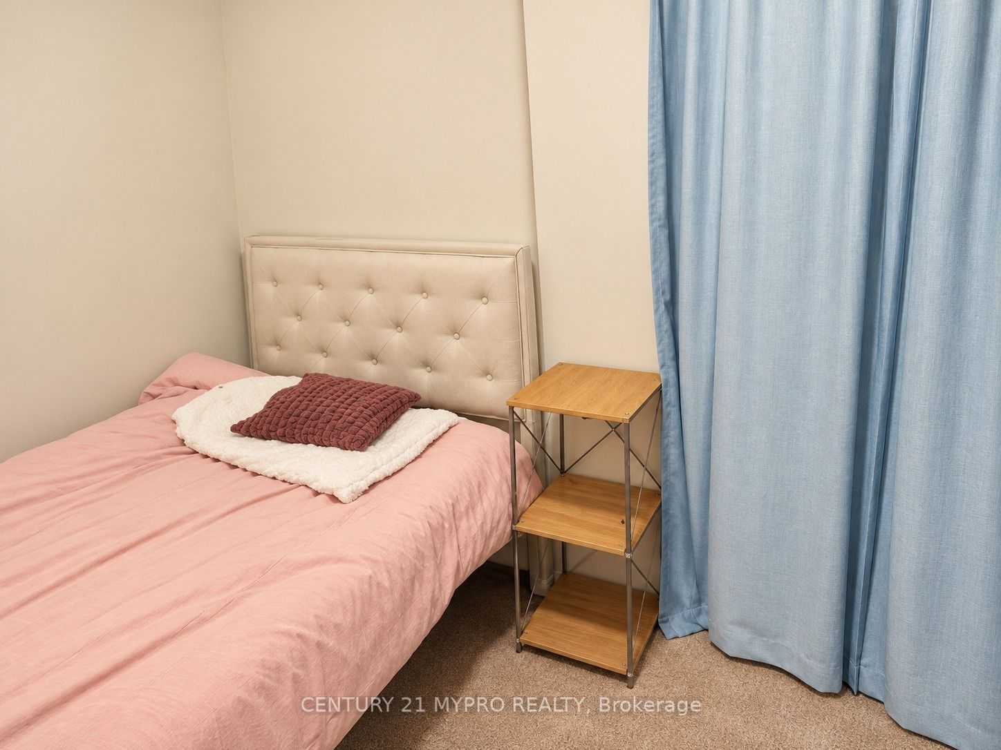 1037 The Queensway 218 Property Photo 12