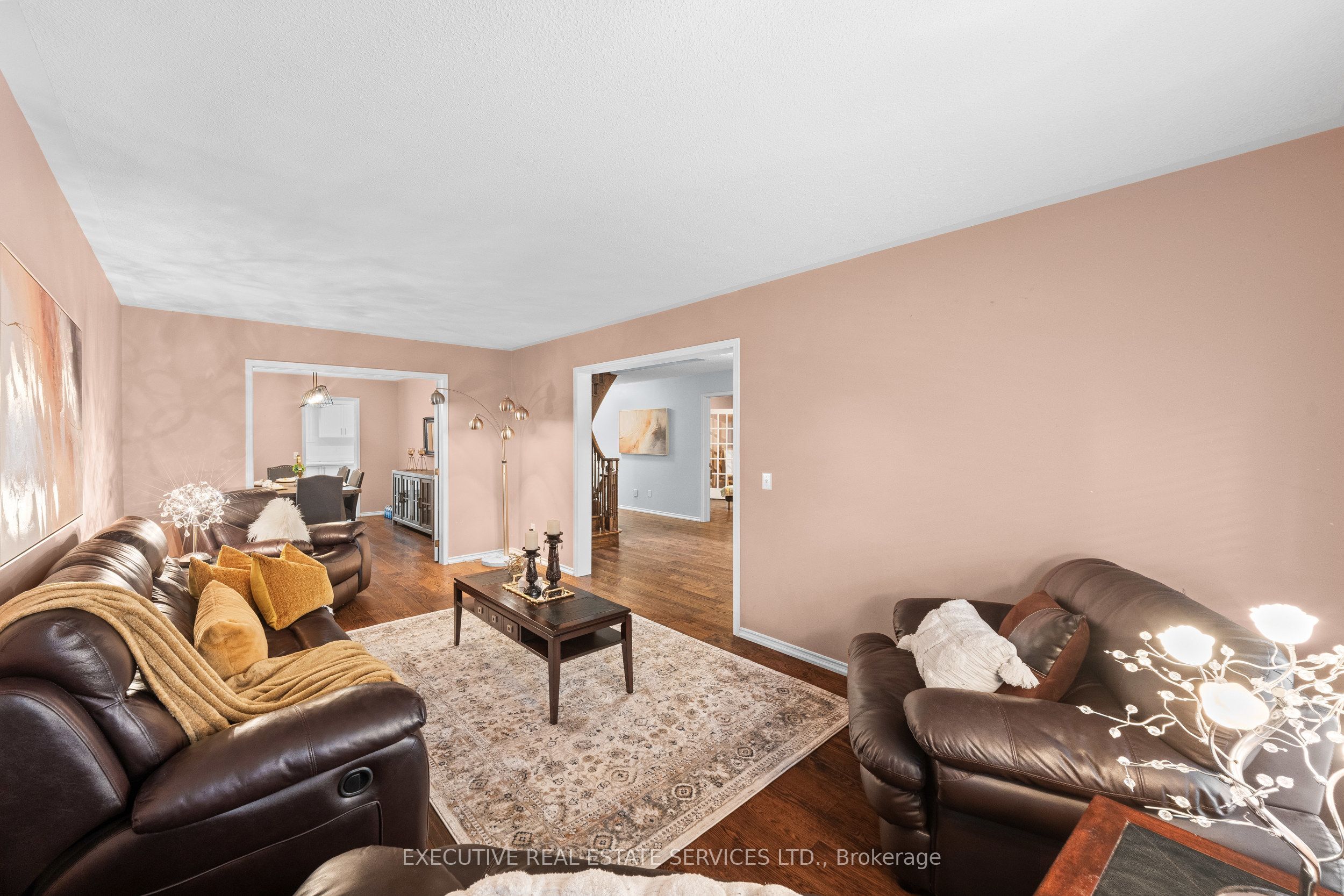 56 Pleasant Valley Place Property Photo 11