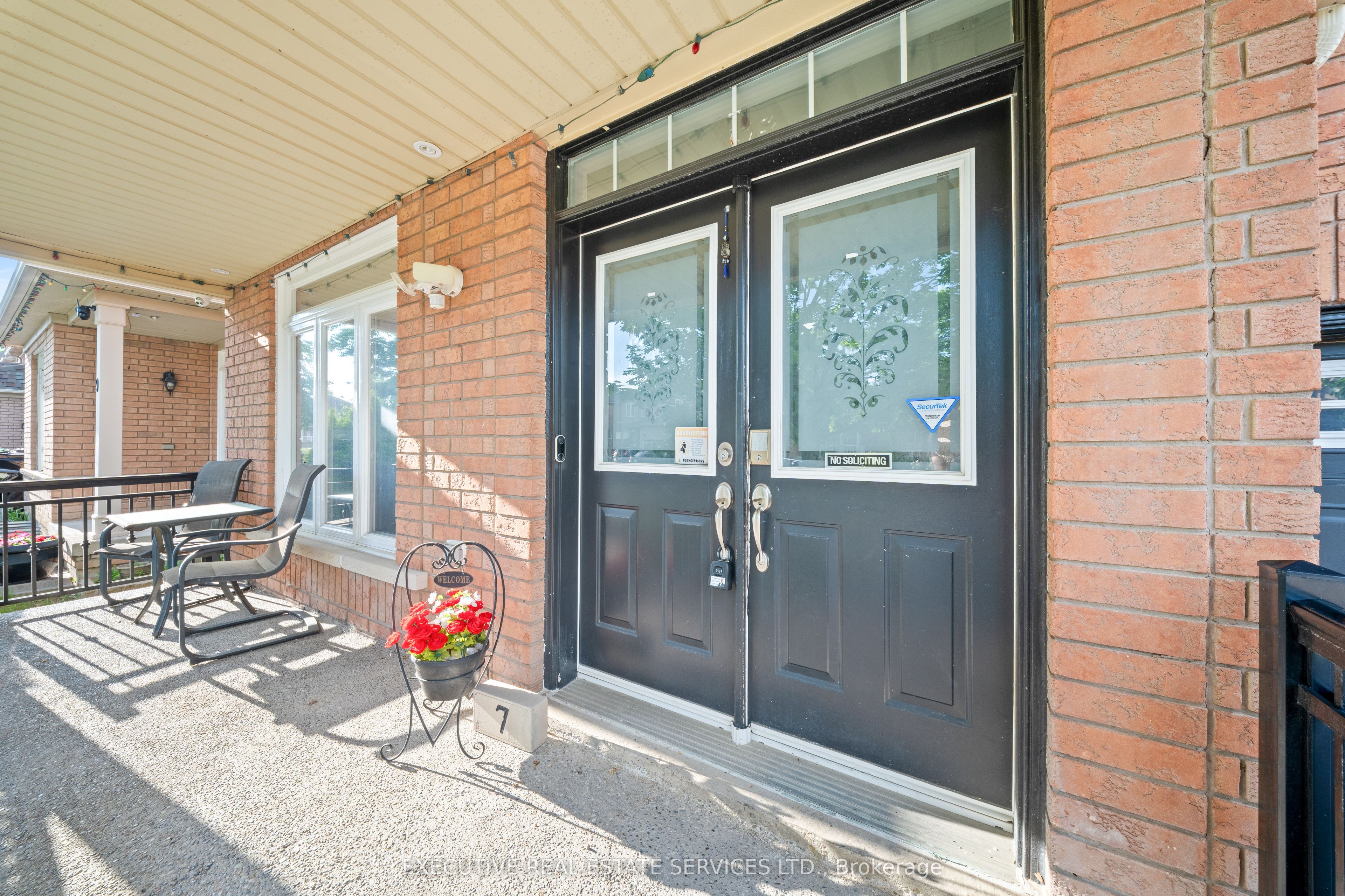 7 Chapparal Drive Property Photo 6