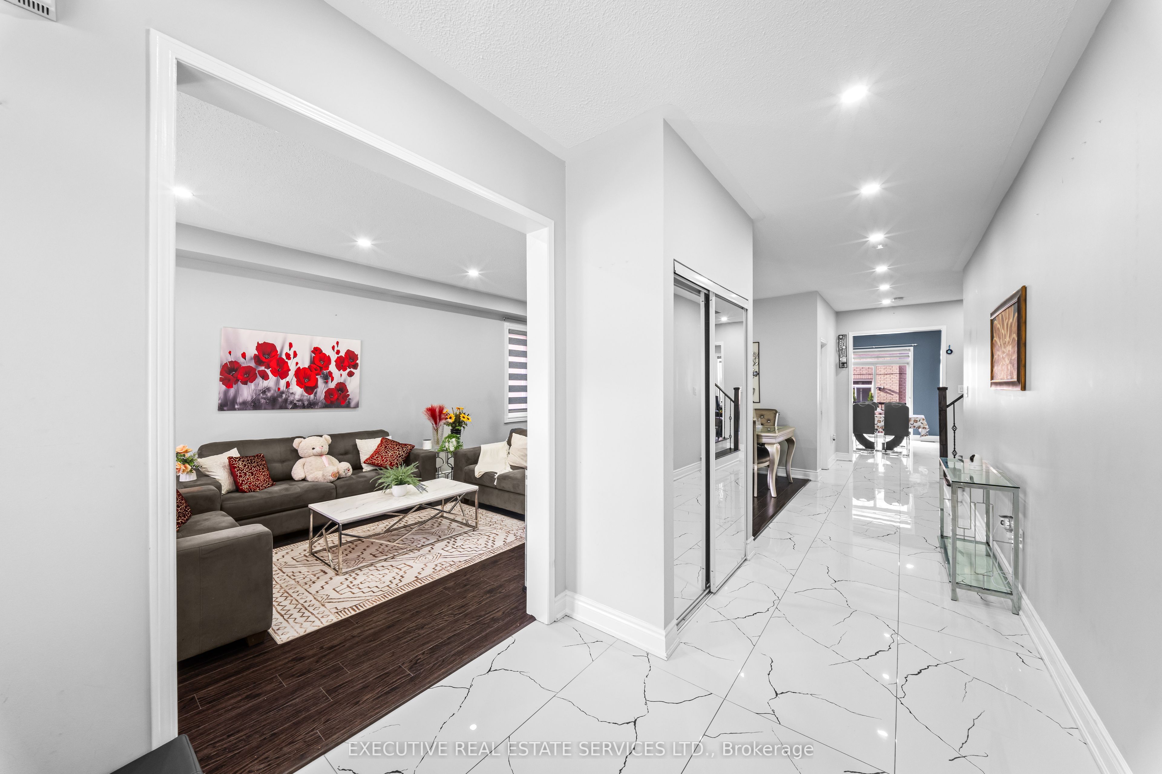 7 Chapparal Drive Property Photo 8
