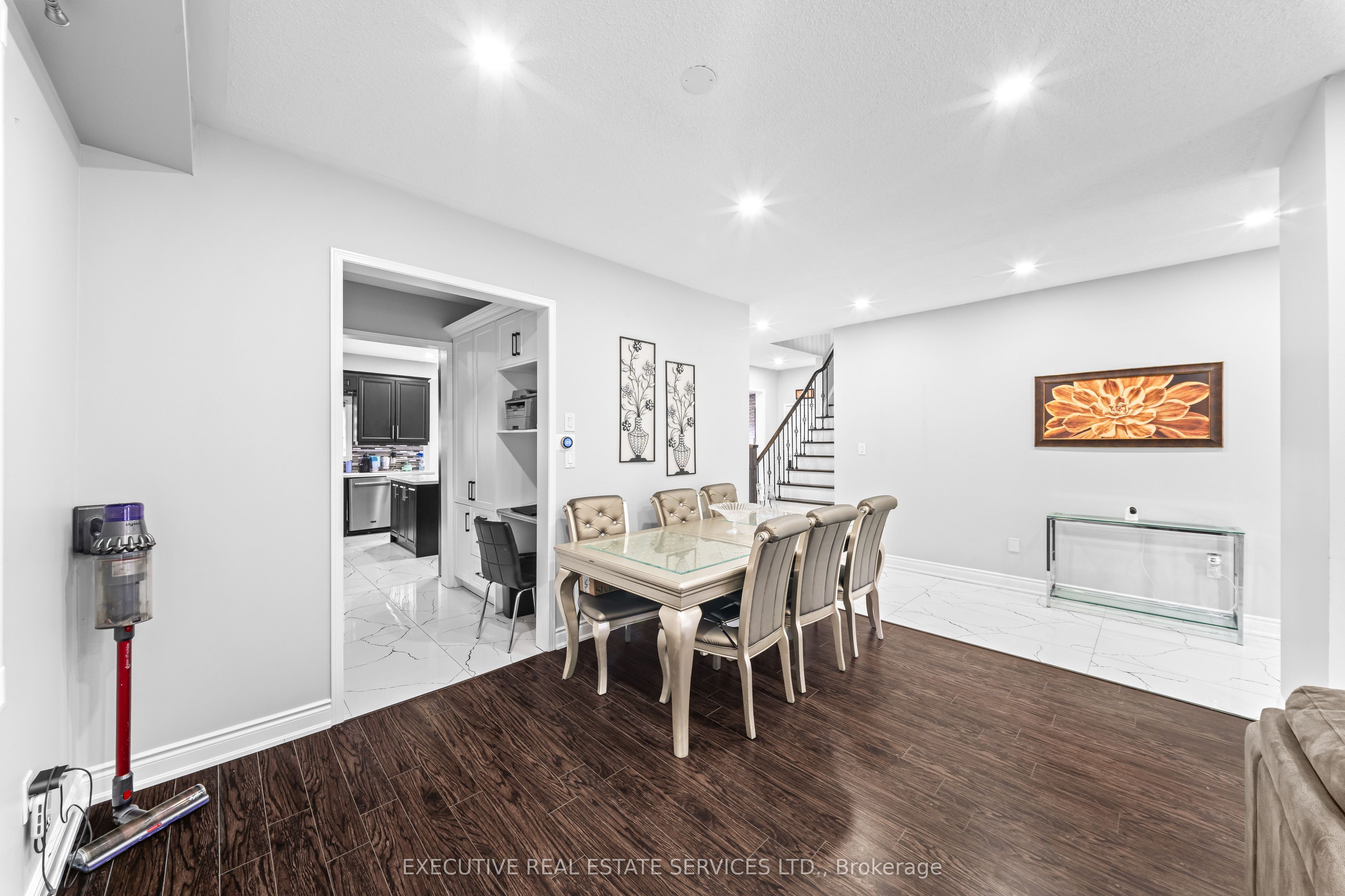 7 Chapparal Drive Property Photo 11