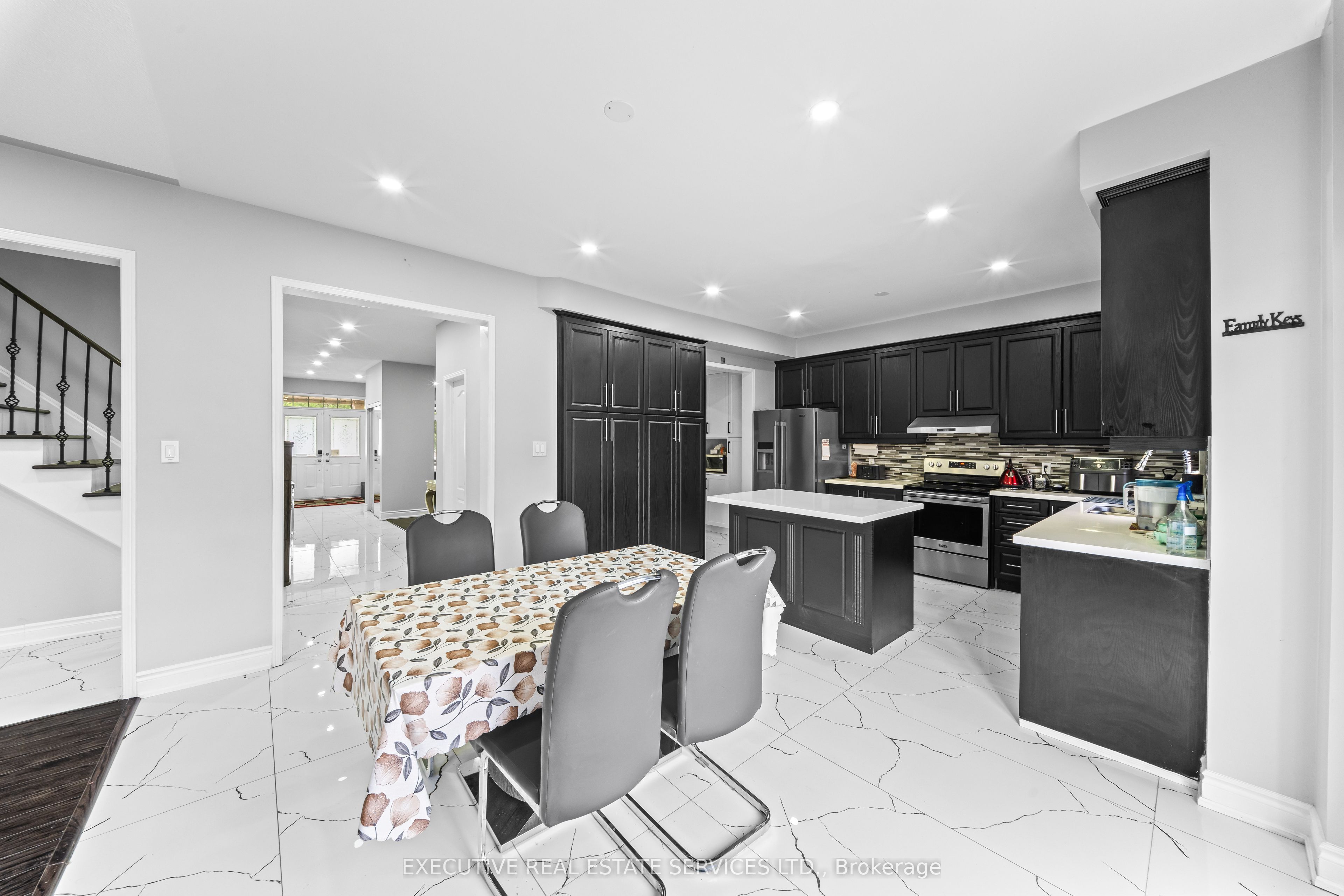 7 Chapparal Drive Property Photo 17