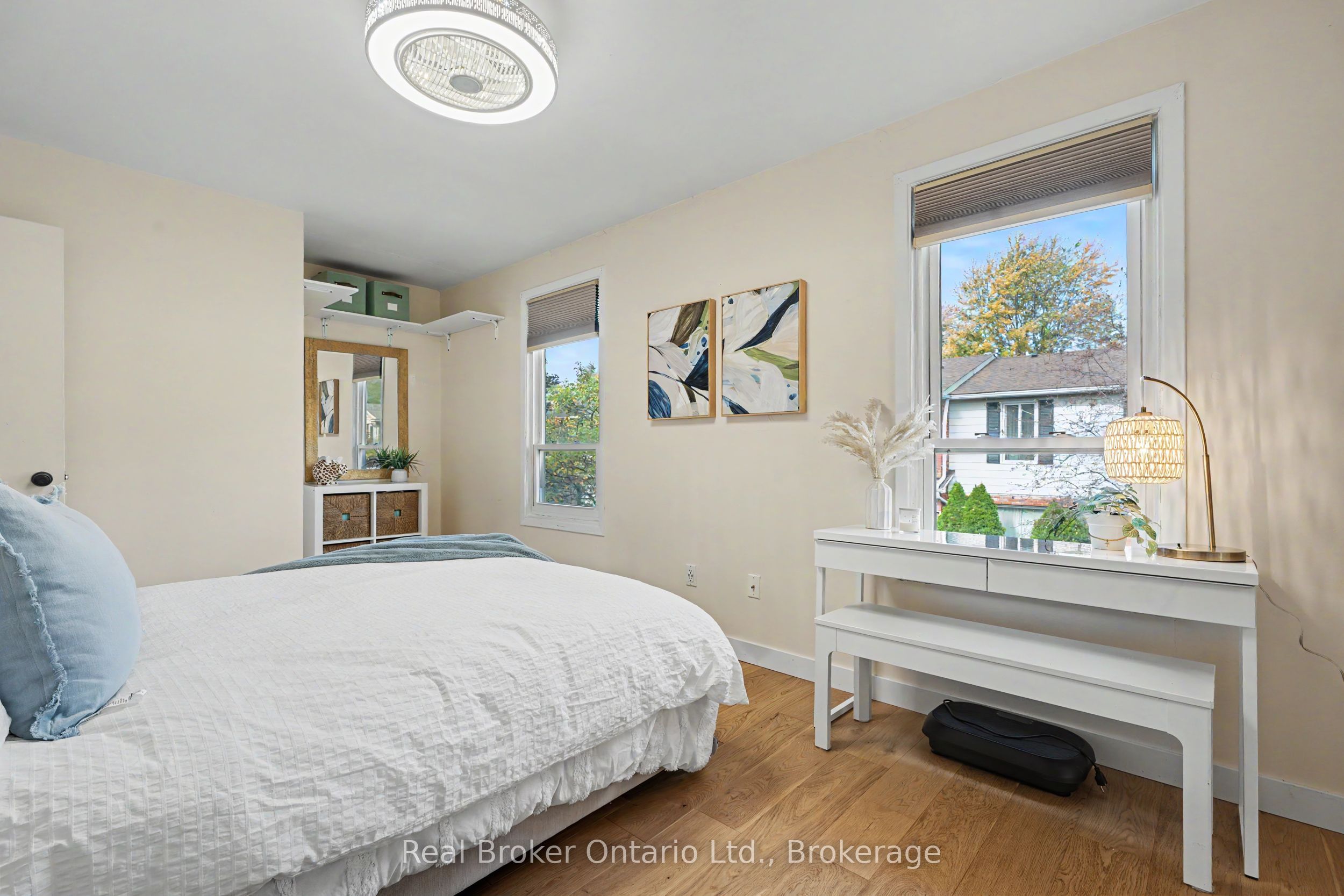 5475 Lakeshore Unit Road 54 Property Photo 18
