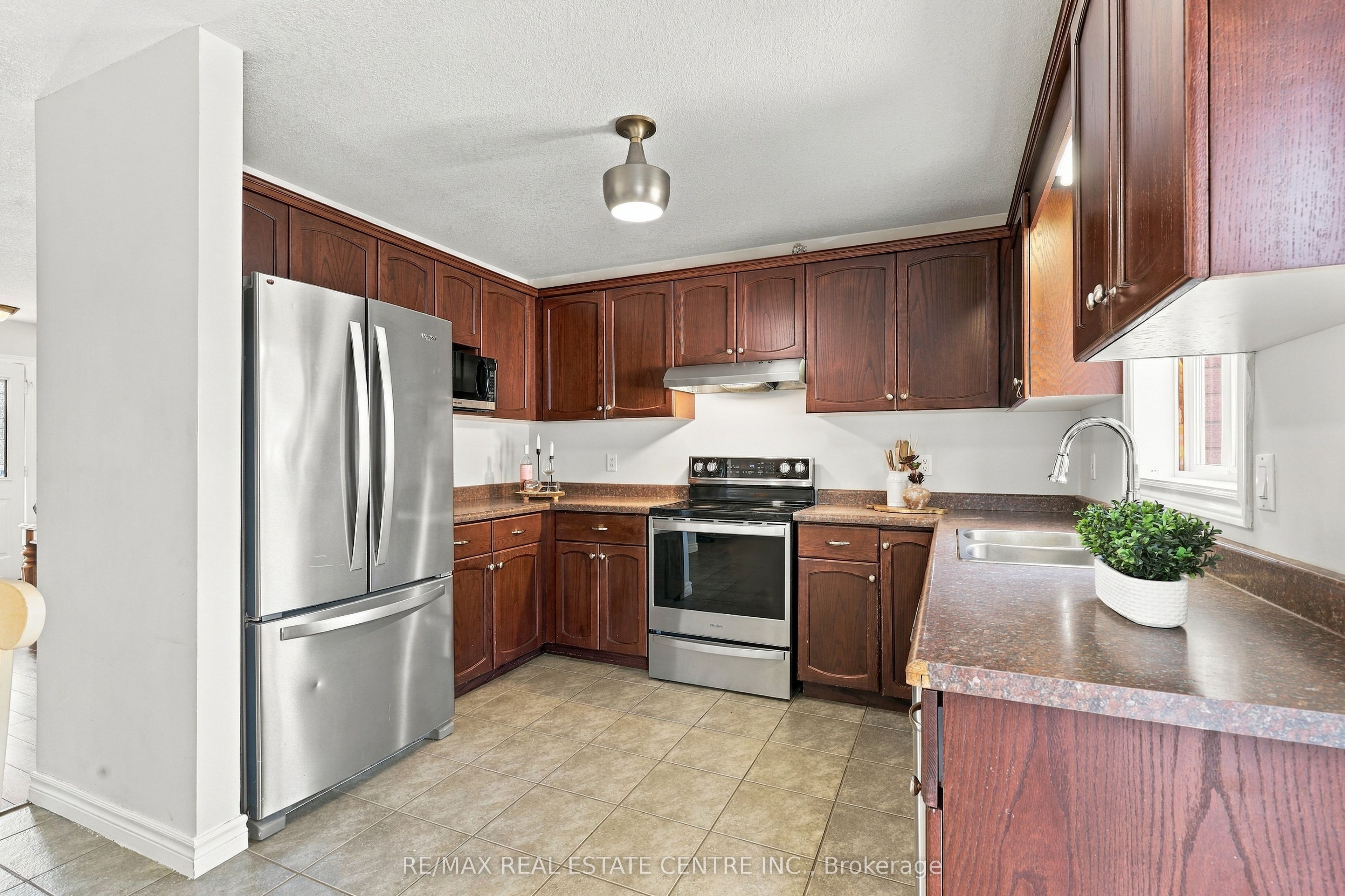 34 Mcmaster Road Property Photo 12