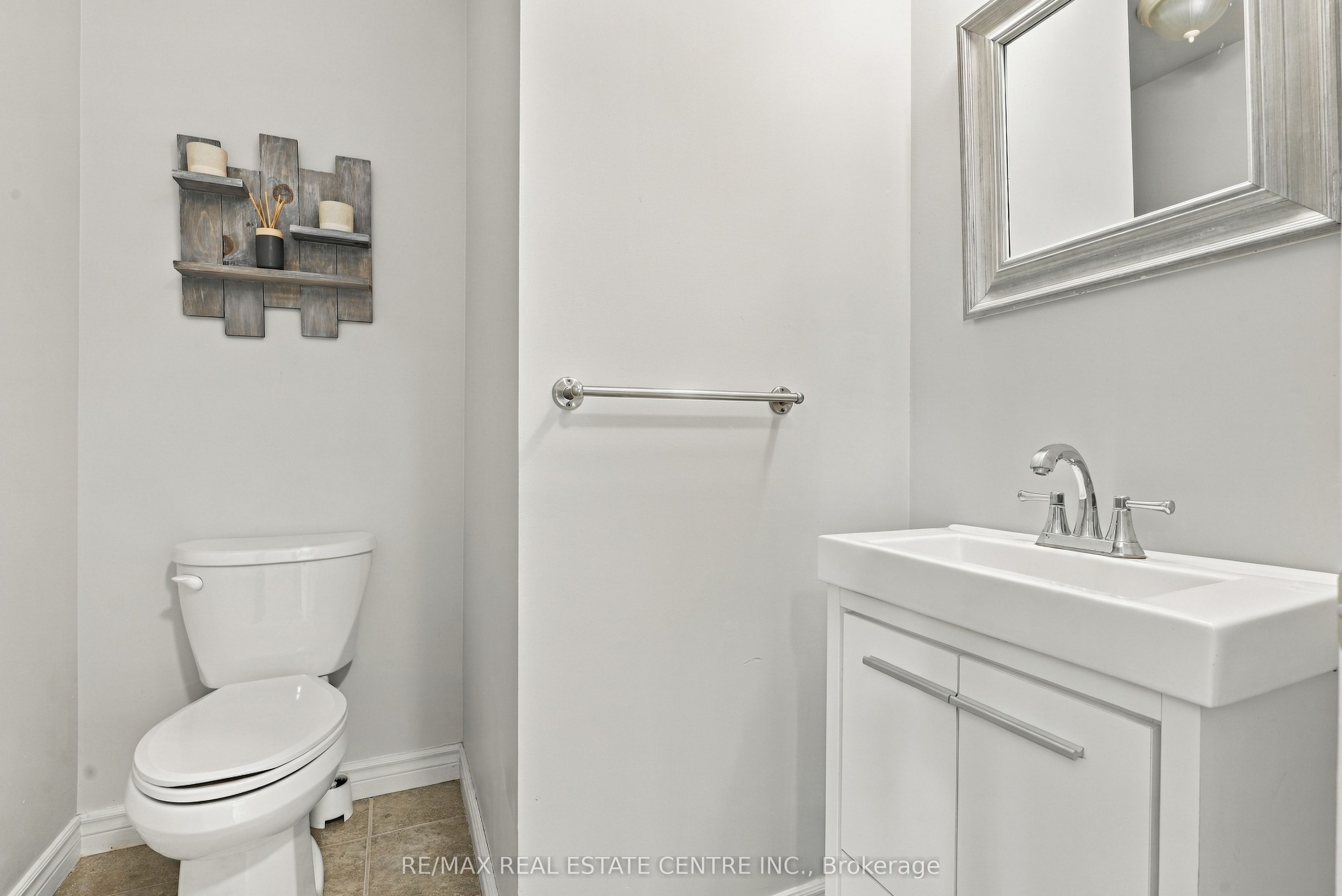 34 Mcmaster Road Property Photo 17