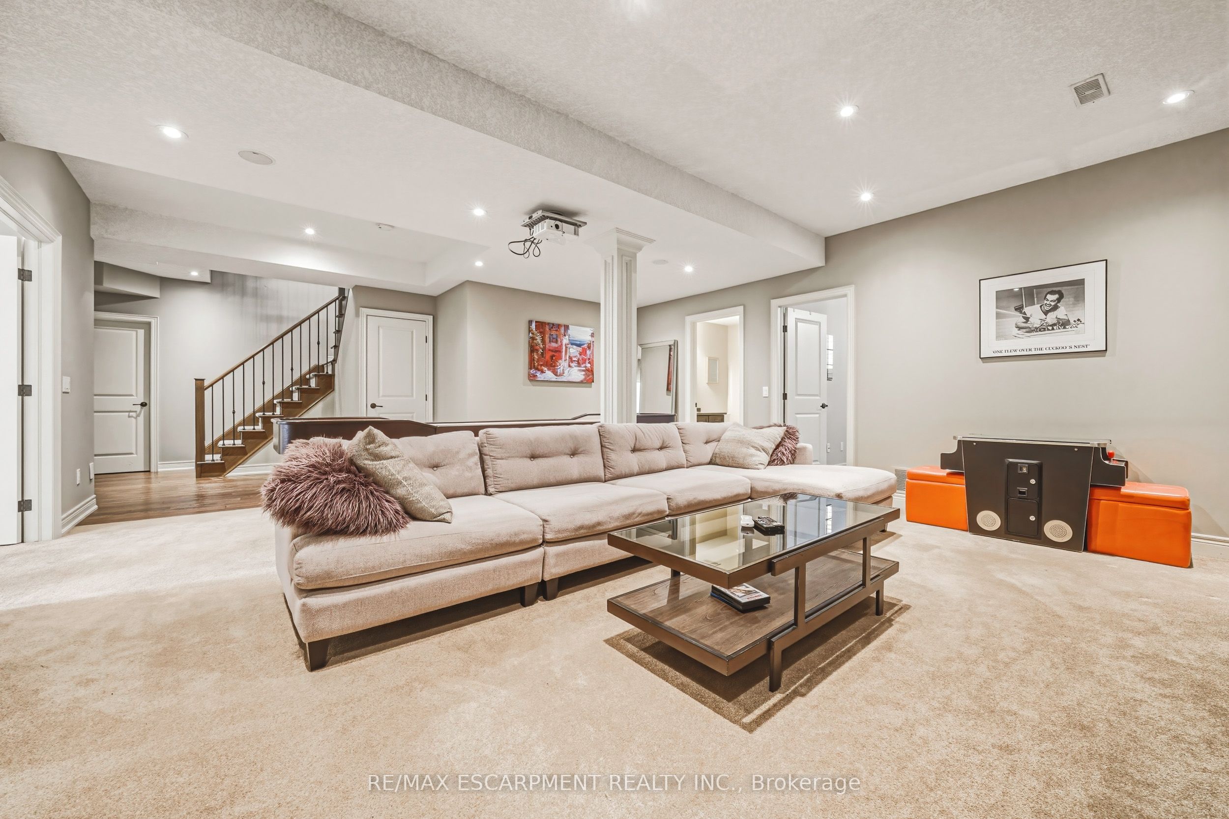 976 Shadeland Avenue 3 Property Photo 35