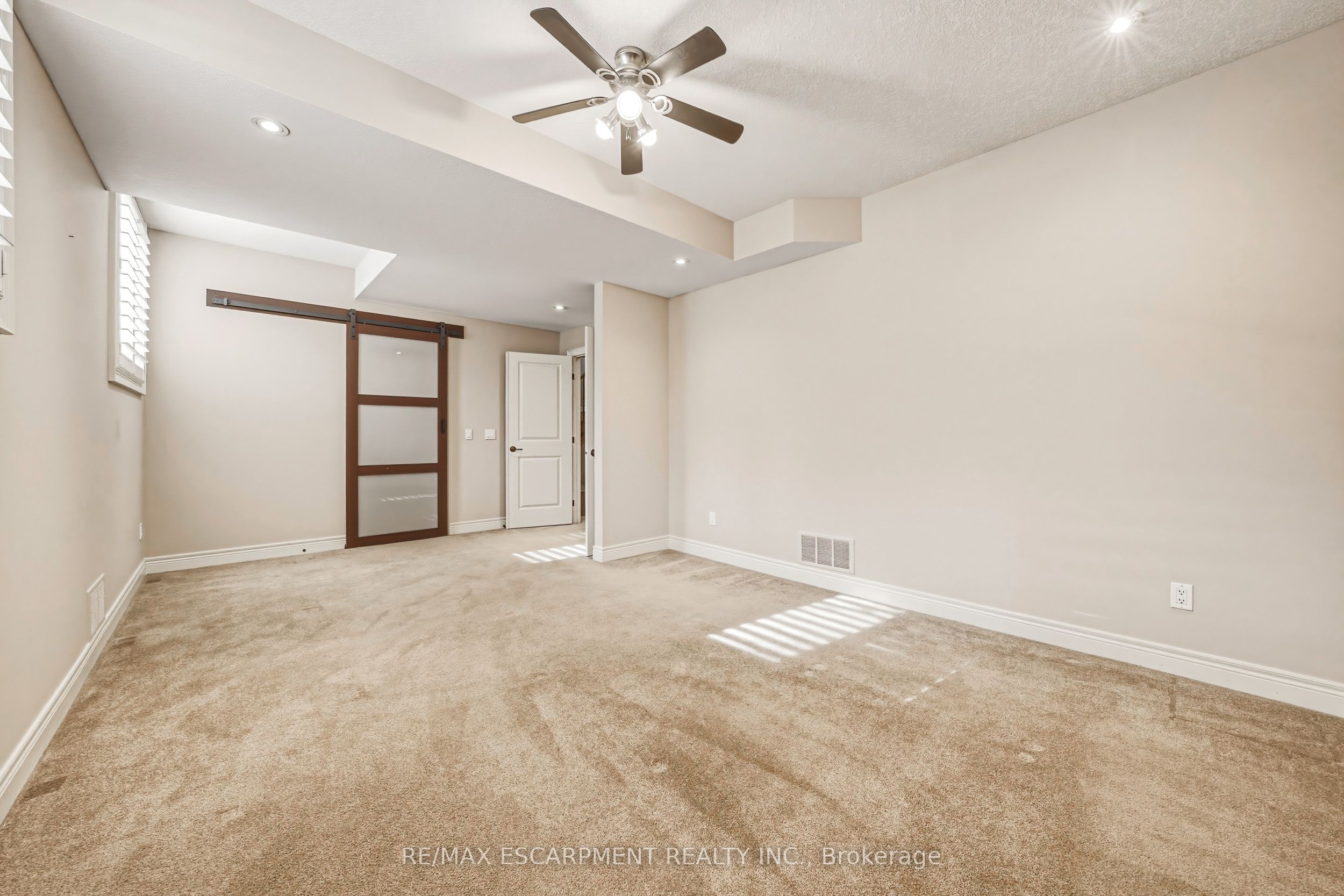 976 Shadeland Avenue 3 Property Photo 37