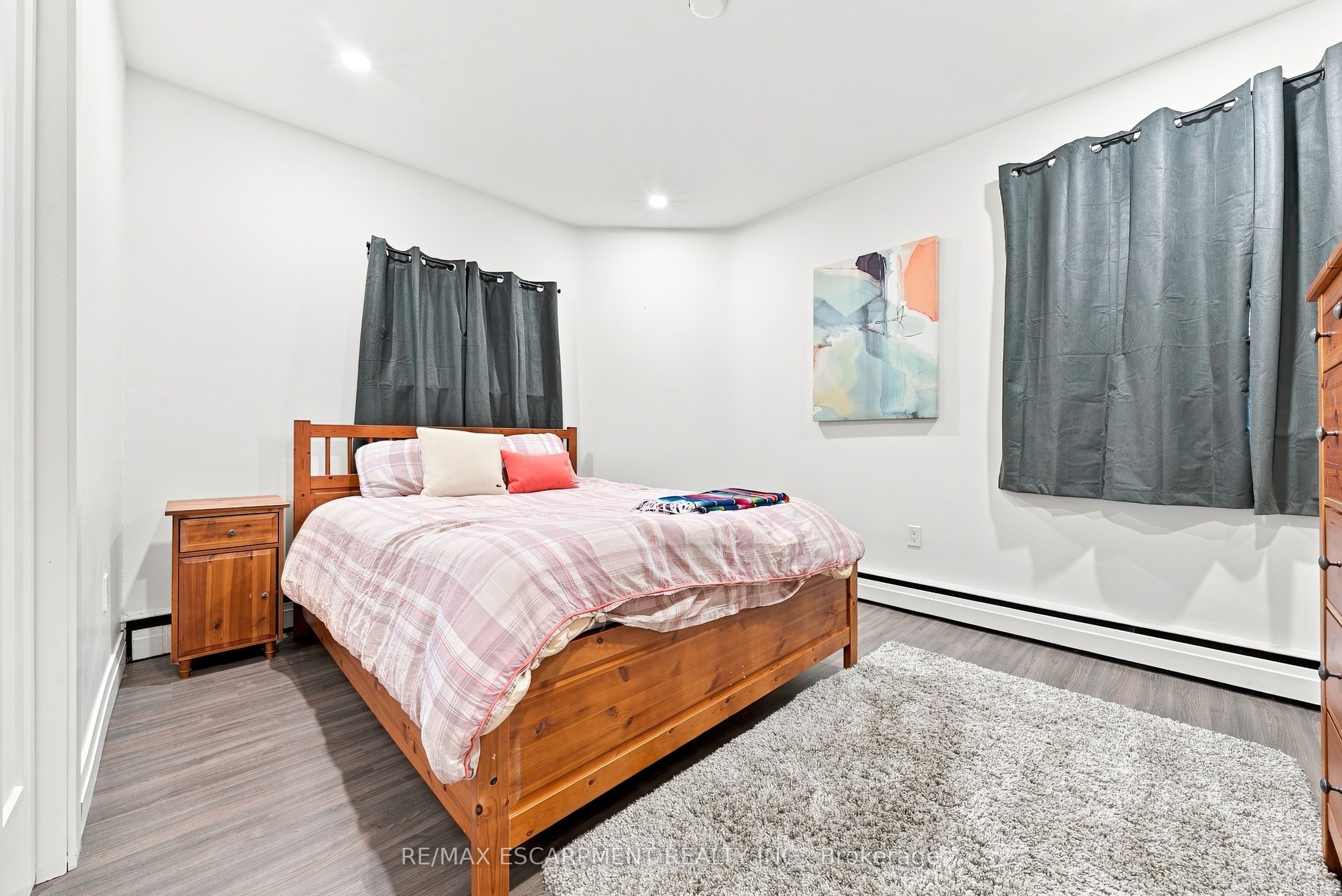 2177 Lakeshore Road Property Photo 12
