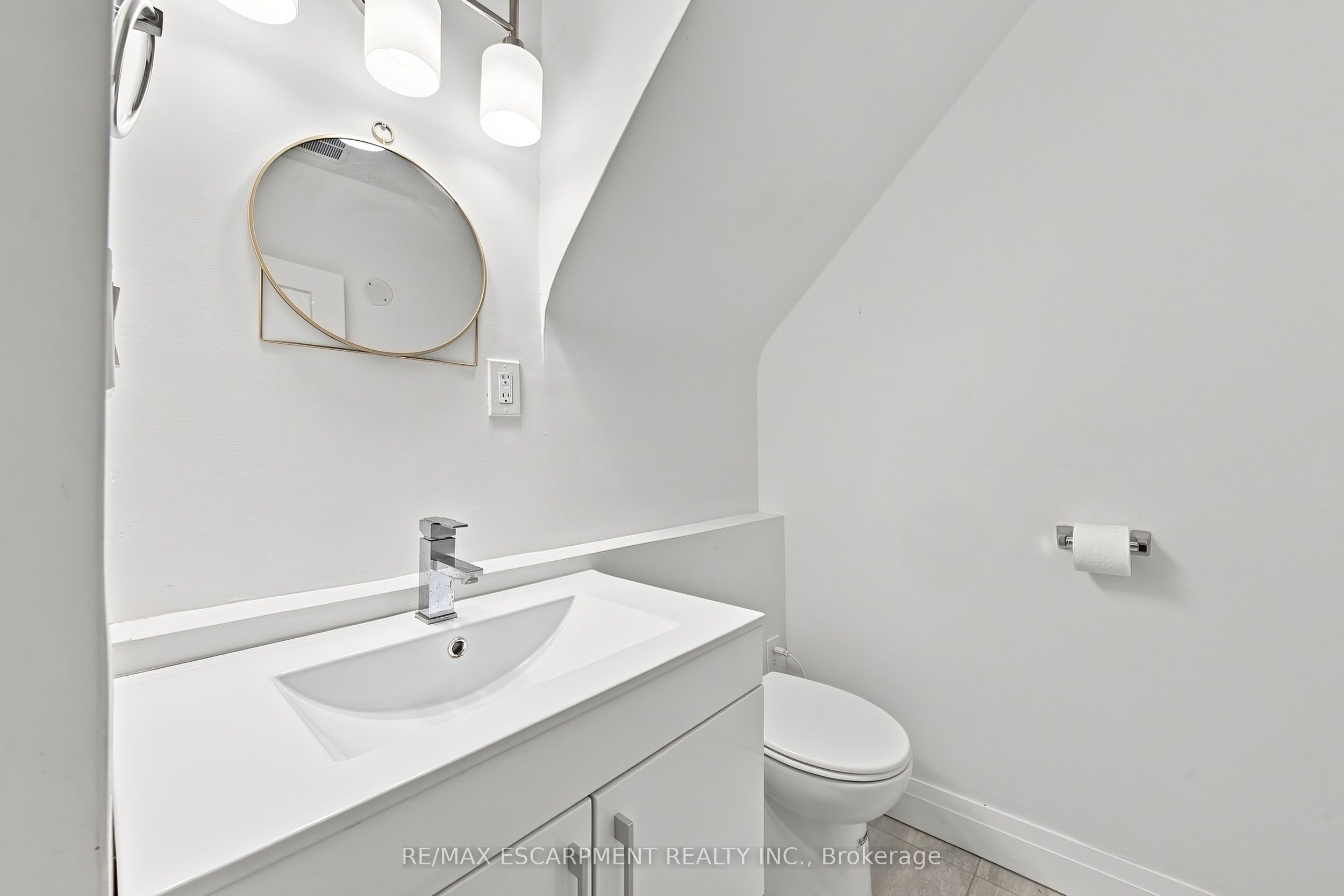 2177 Lakeshore Road Property Photo 13