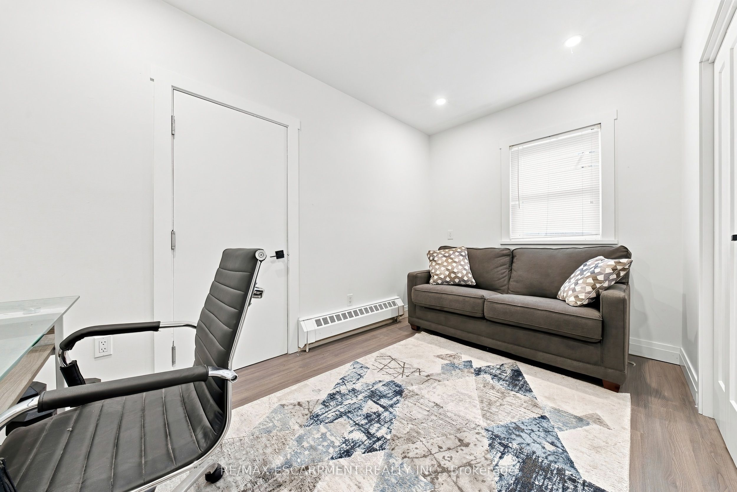 2177 Lakeshore Road Property Photo 14