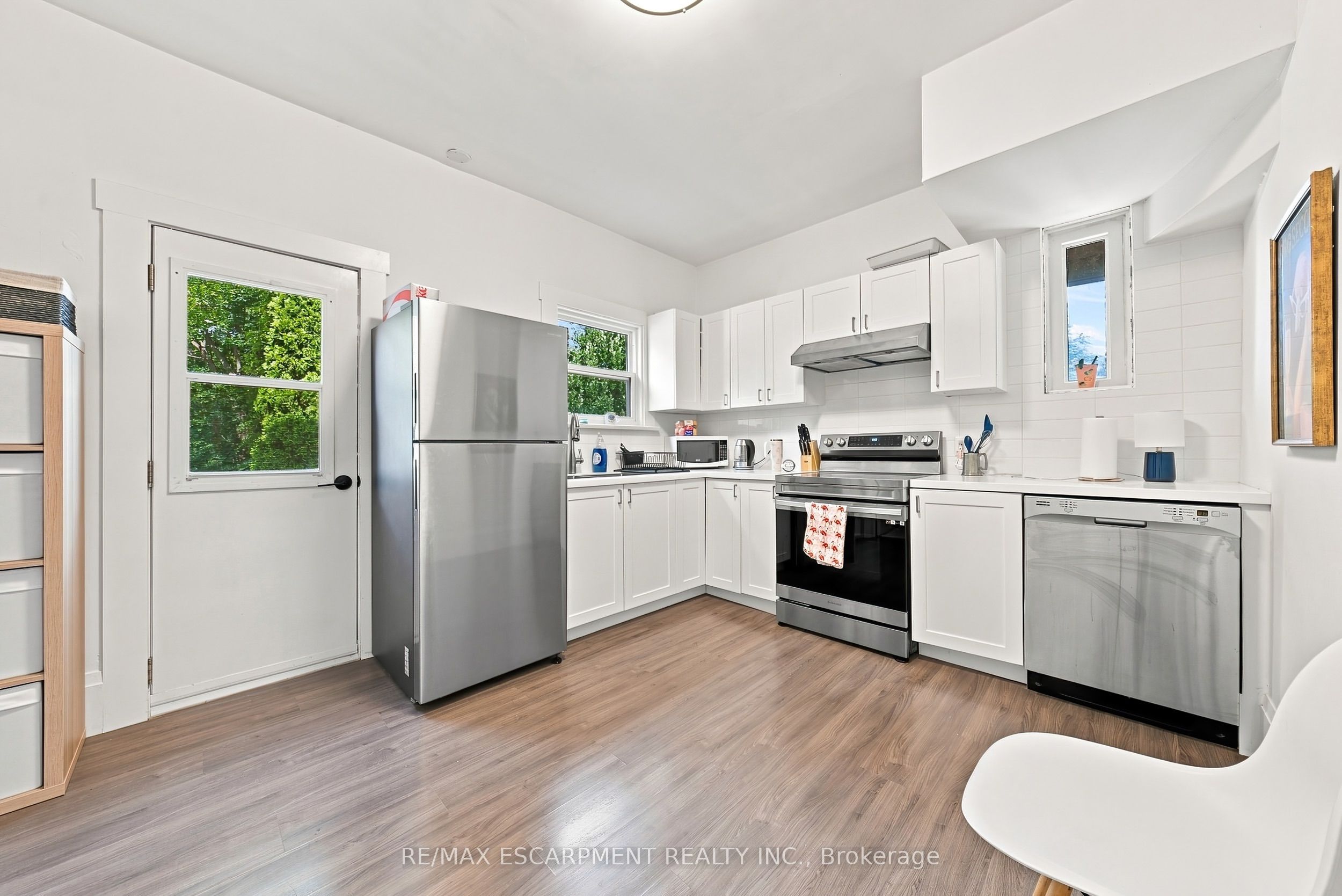 2177 Lakeshore Road Property Photo 32