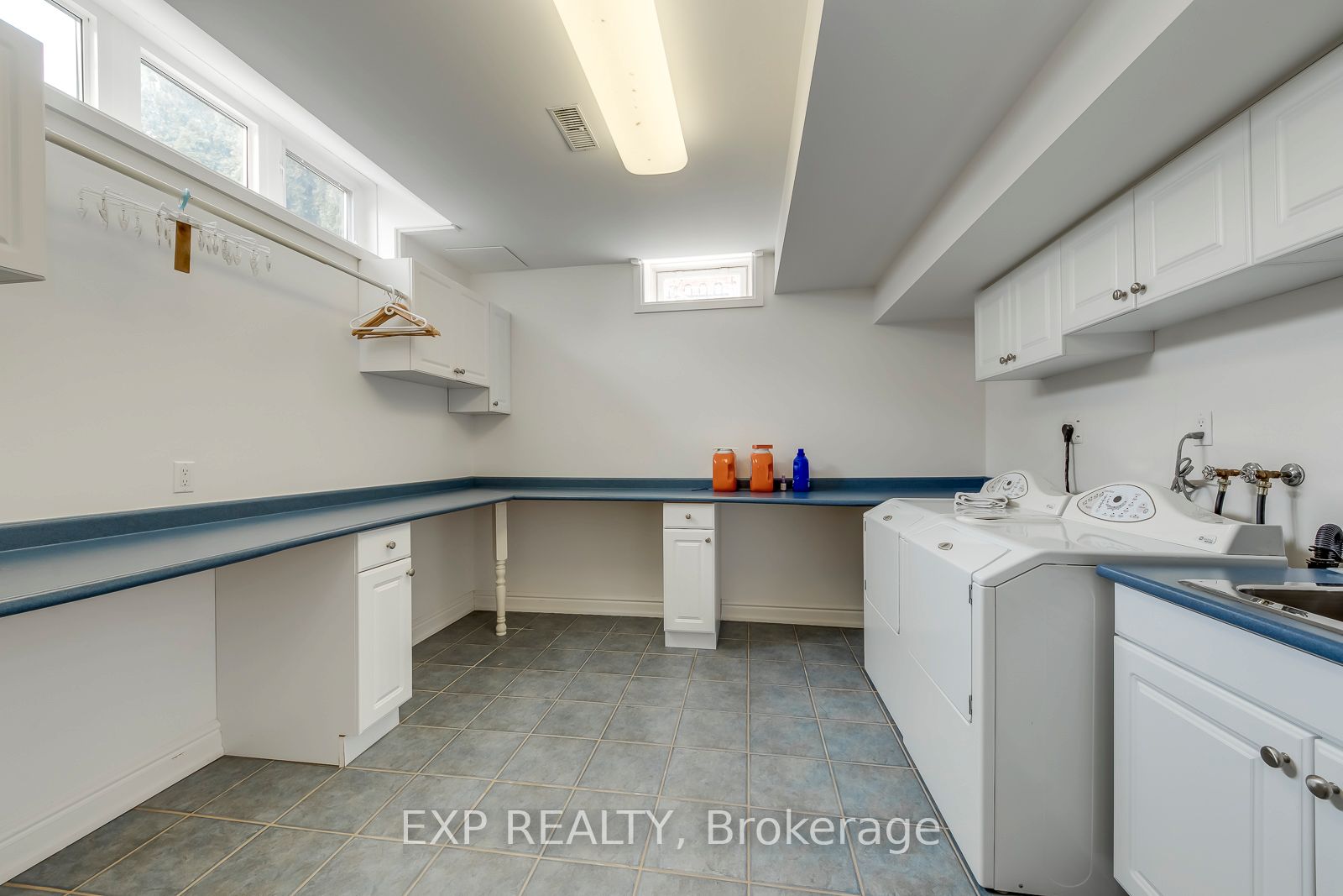530 Golfview Court Property Photo 43