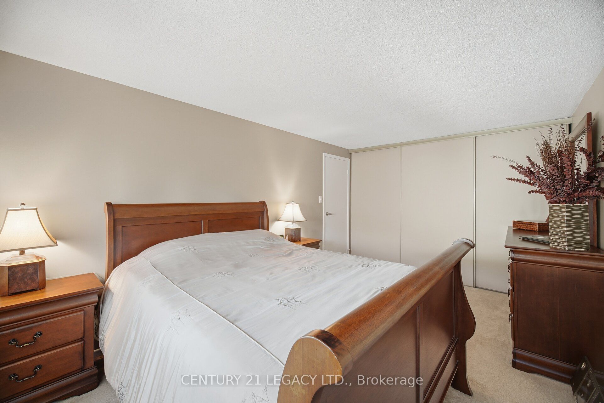 4171 Glen Erin Drive 23 Property Photo 23