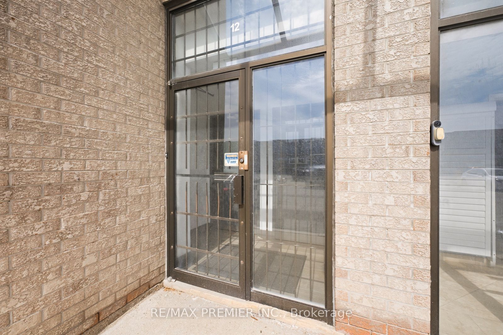 13 Kenview Boulevard 12 (lower) Property Photo 2