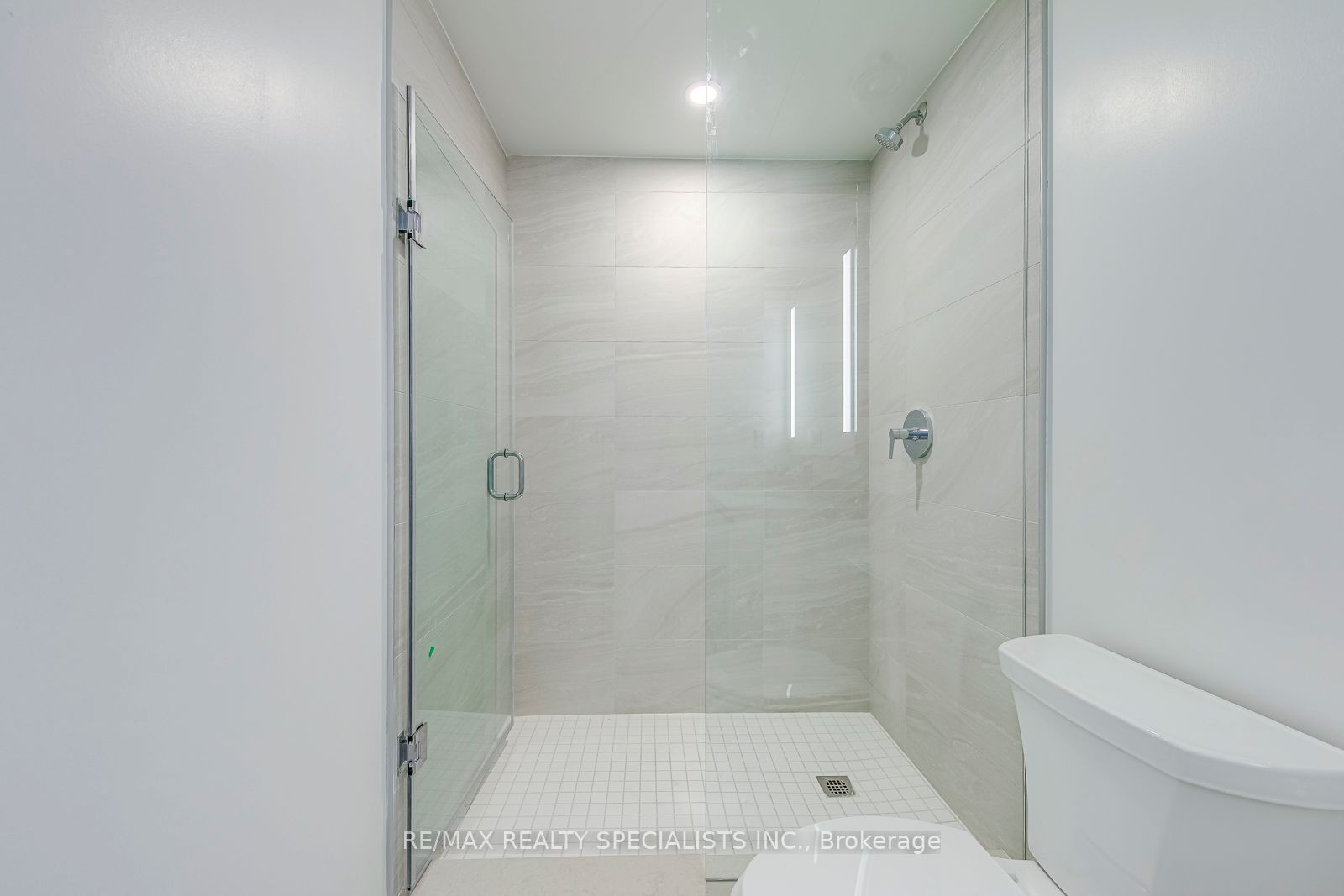 4015 The Exchange 4102 Property Photo 27