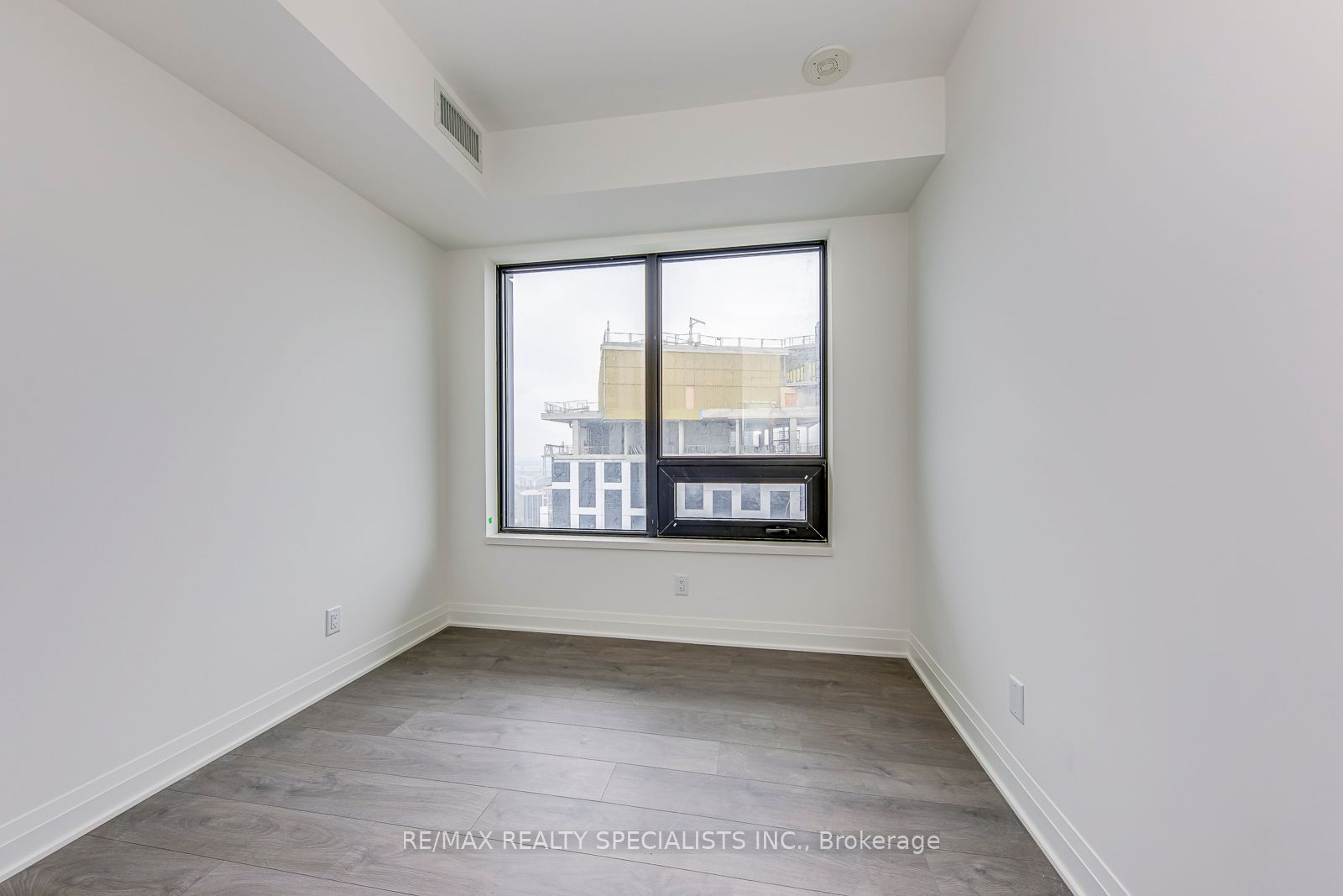 4015 The Exchange 4102 Property Photo 29