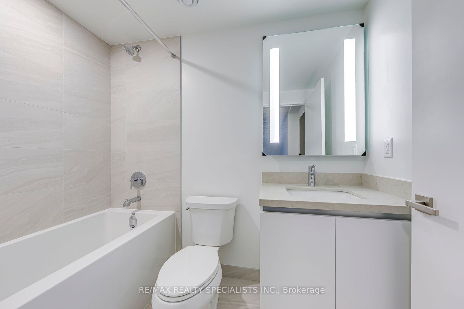 4015 The Exchange 4102 Property Photo 31