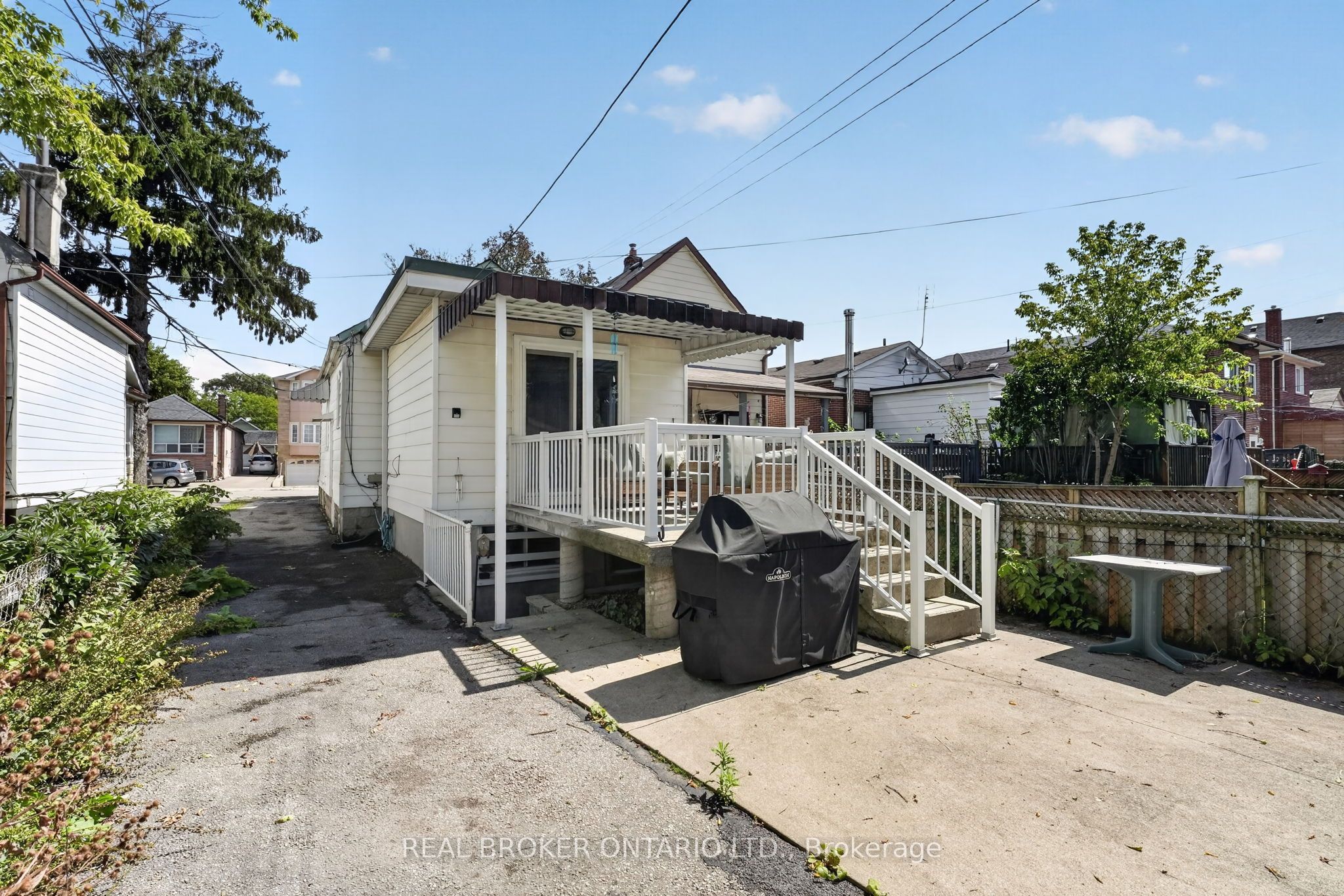 238 Chambers Avenue Property Photo 48