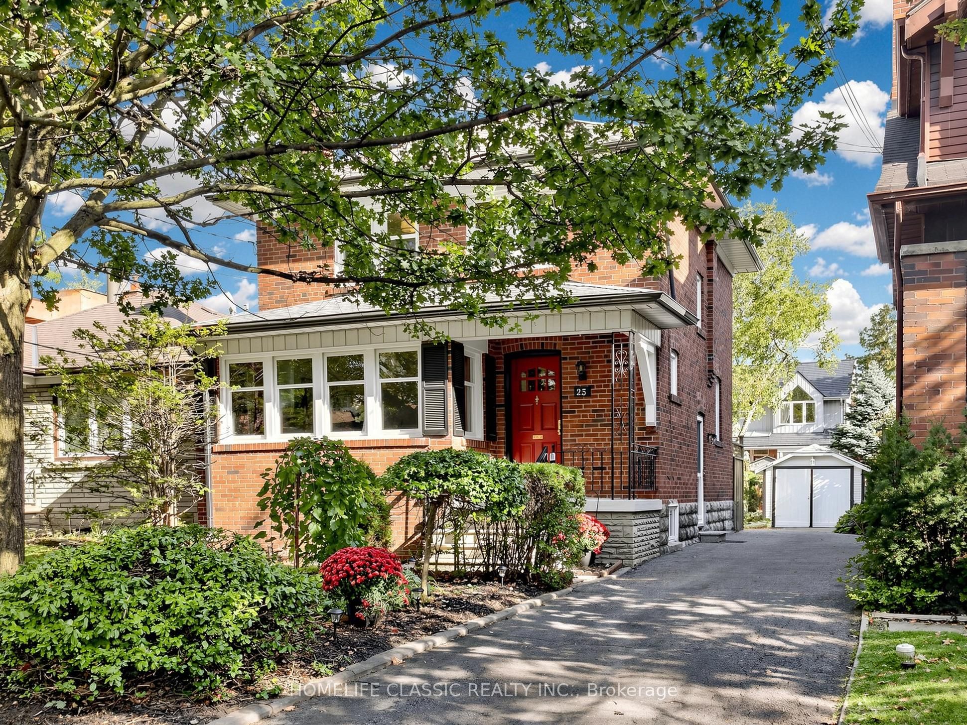 25 Dartmouth Crescent Property Photo 1