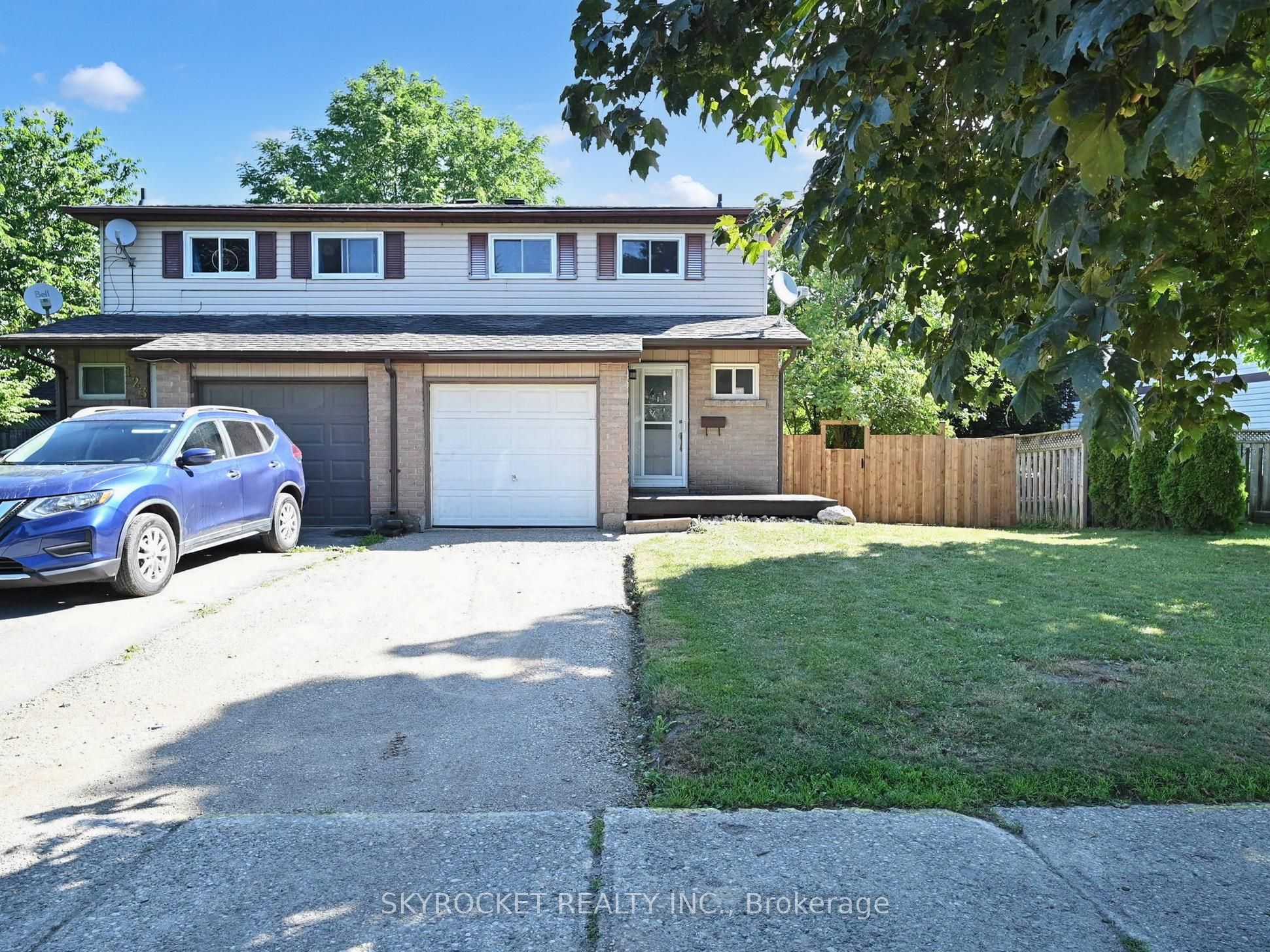 125 Bythia Street Property Photo 1