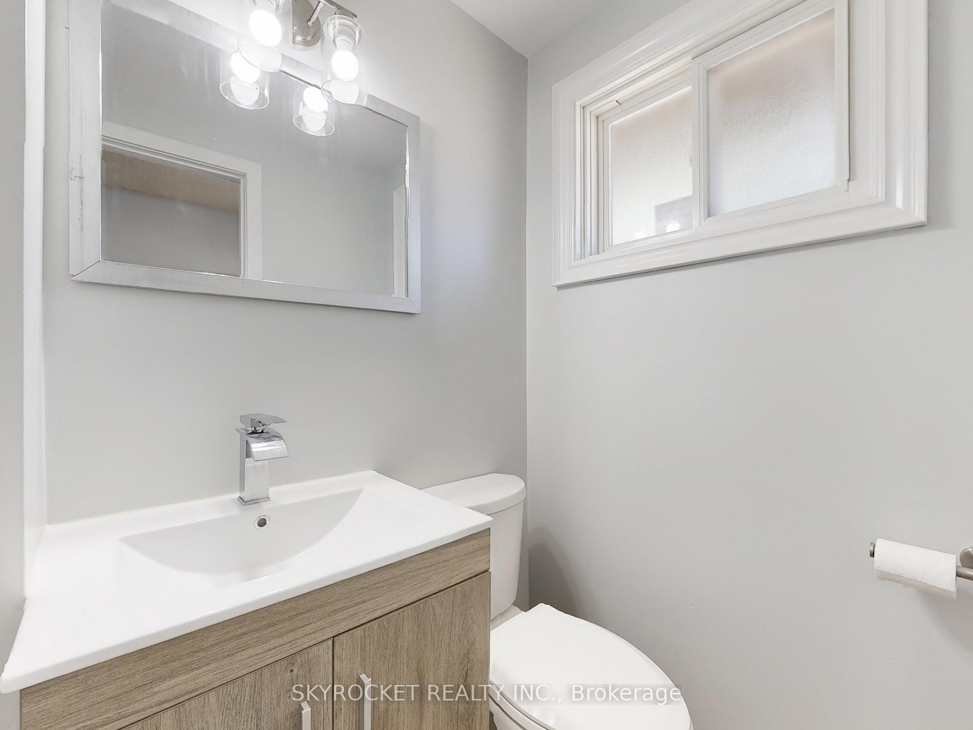 125 Bythia Street Property Photo 14