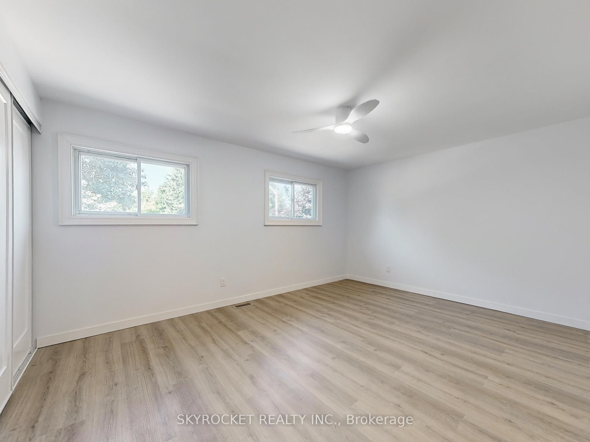 125 Bythia Street Property Photo 17