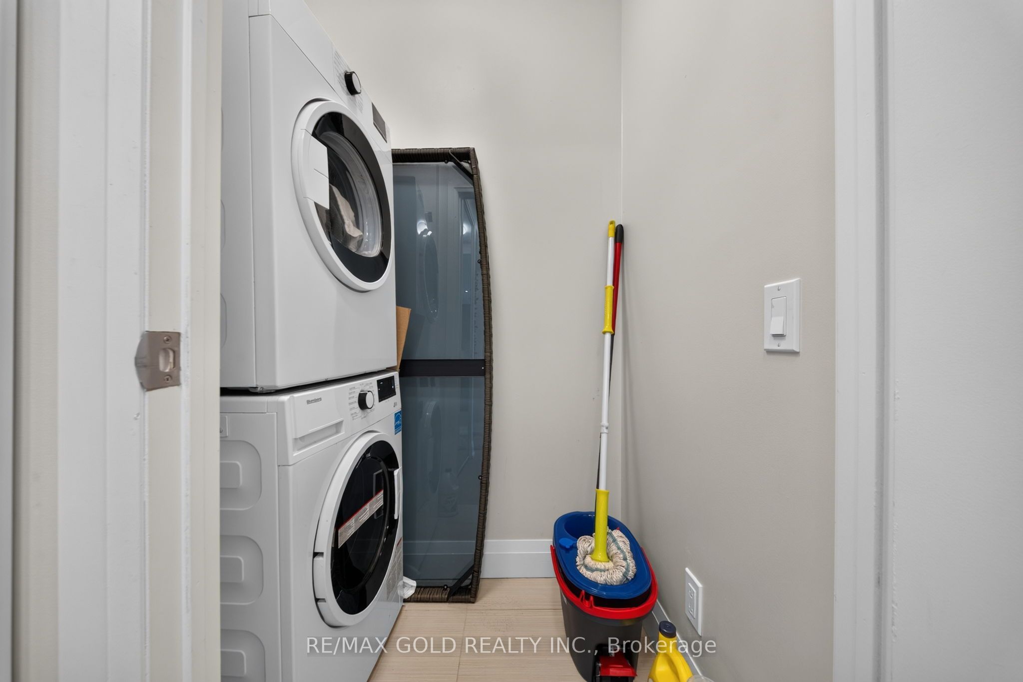 15 Lynch Street 505 Property Photo 10
