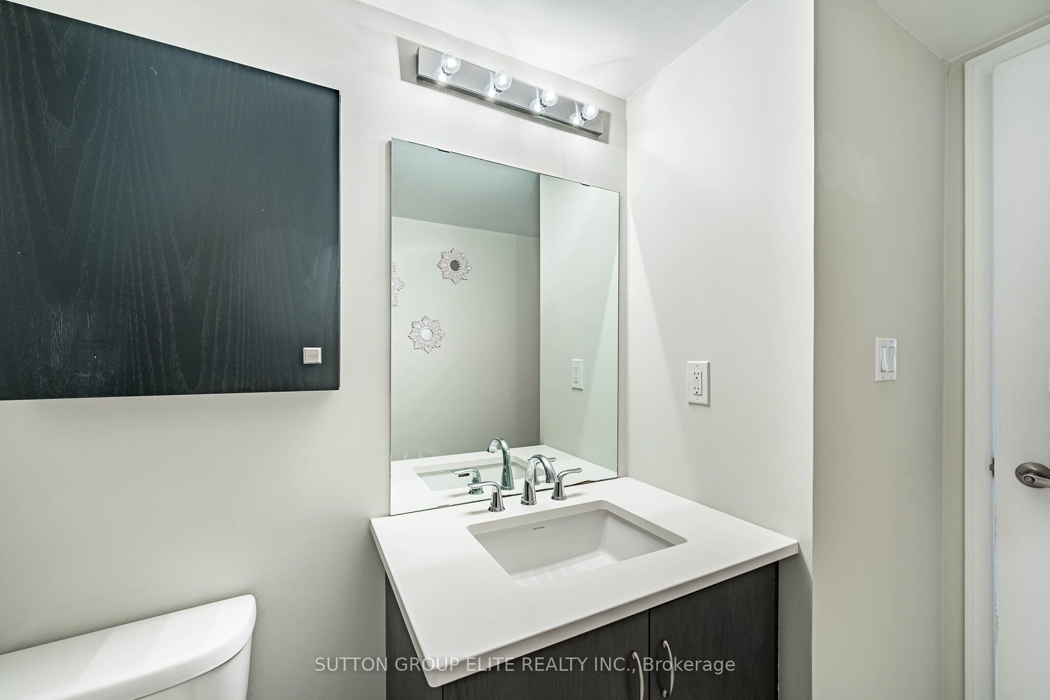19 Applewood Lane 245 Property Photo 26