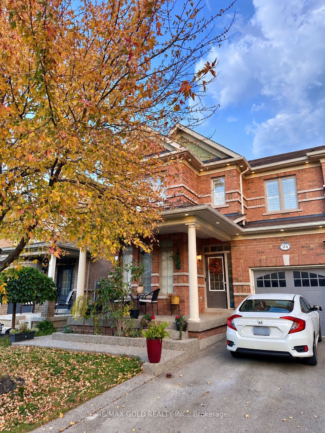 24 Aird Court Lower Property Photo 1